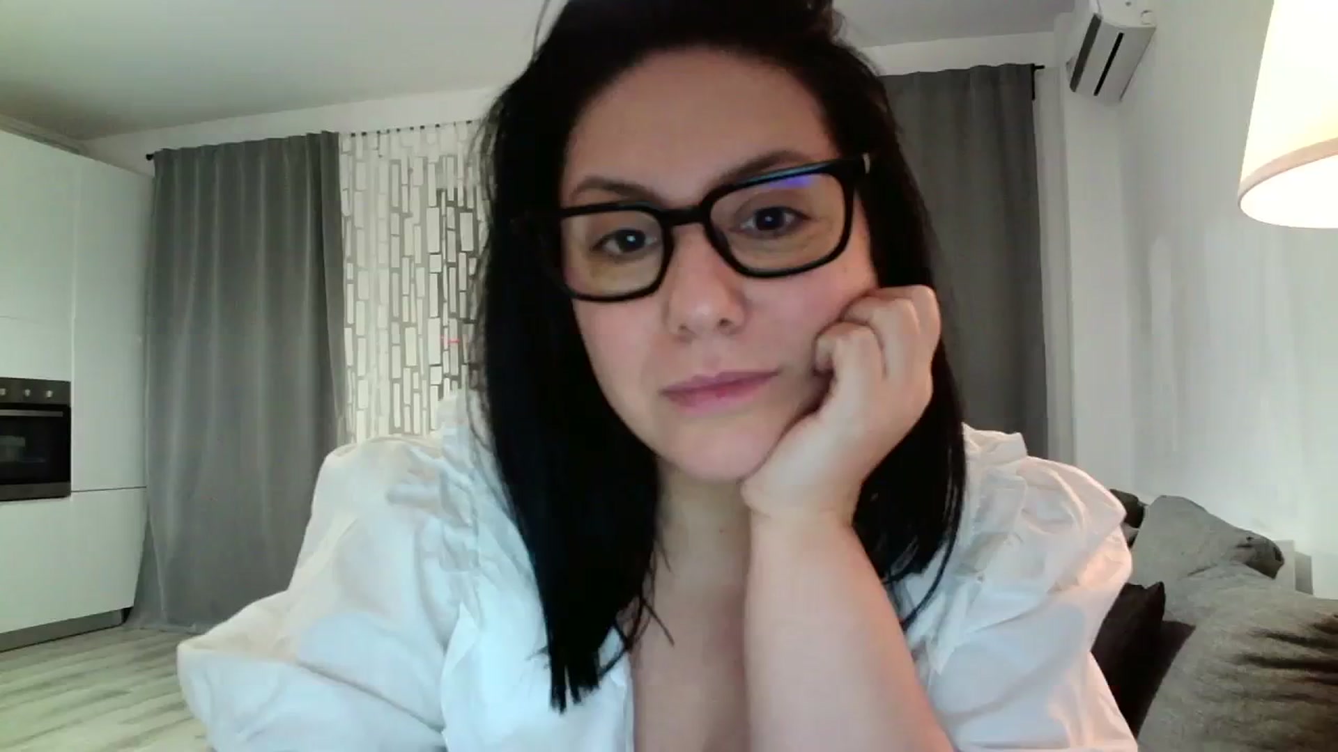 Gallery image thumbnail from SILKYWOMAN's myfreecams stream on, 01/20/2024, 19:33 image 12 of 20