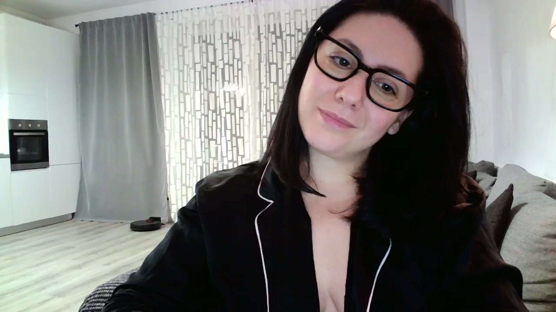 Gallery image thumbnail from SILKYWOMAN's myfreecams stream on, 01/21/2024, 20:05 image 18 of 20