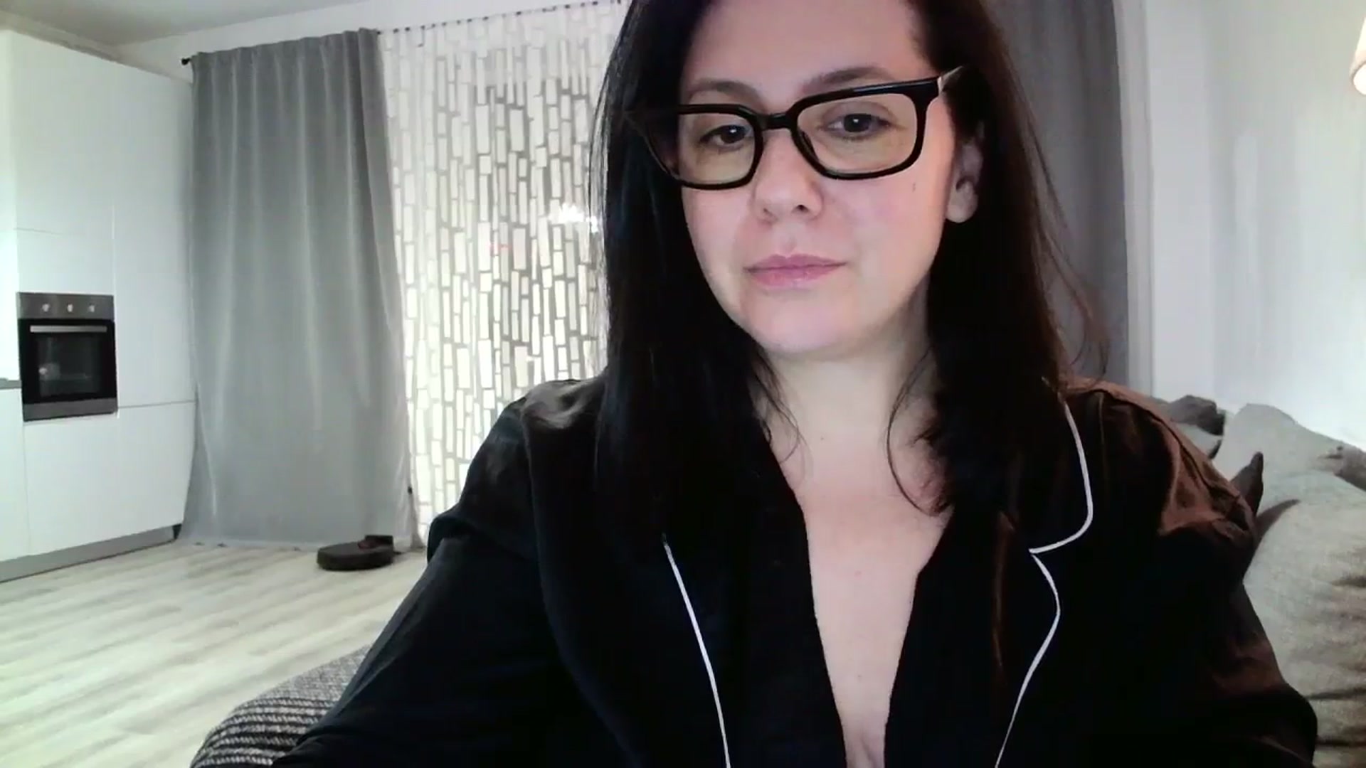 Gallery image thumbnail from SILKYWOMAN's myfreecams stream on, 01/21/2024, 20:05 image 10 of 20