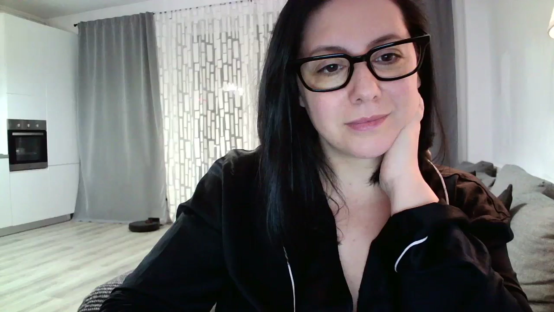 Gallery image thumbnail from SILKYWOMAN's myfreecams stream on, 01/21/2024, 20:05 image 11 of 20