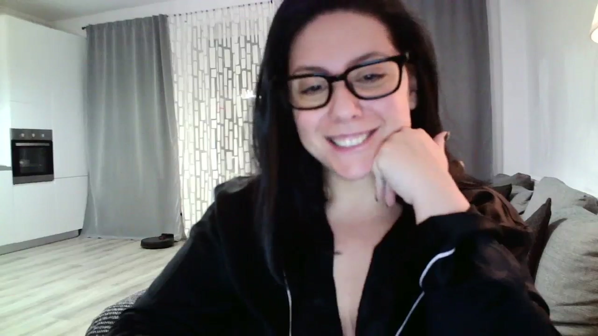 Gallery image thumbnail from SILKYWOMAN's myfreecams stream on, 01/21/2024, 20:05 image 16 of 20