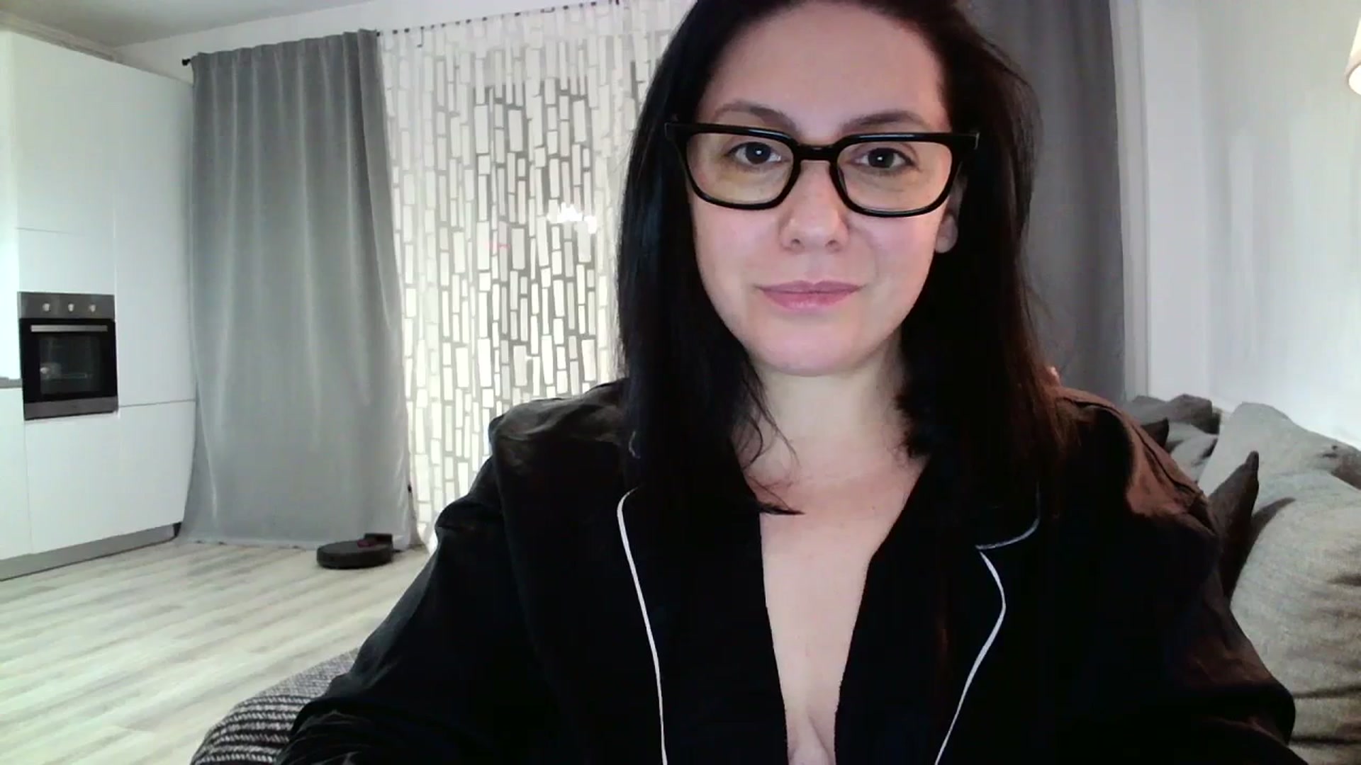 Gallery image thumbnail from SILKYWOMAN's myfreecams stream on, 01/21/2024, 20:05 image 14 of 20
