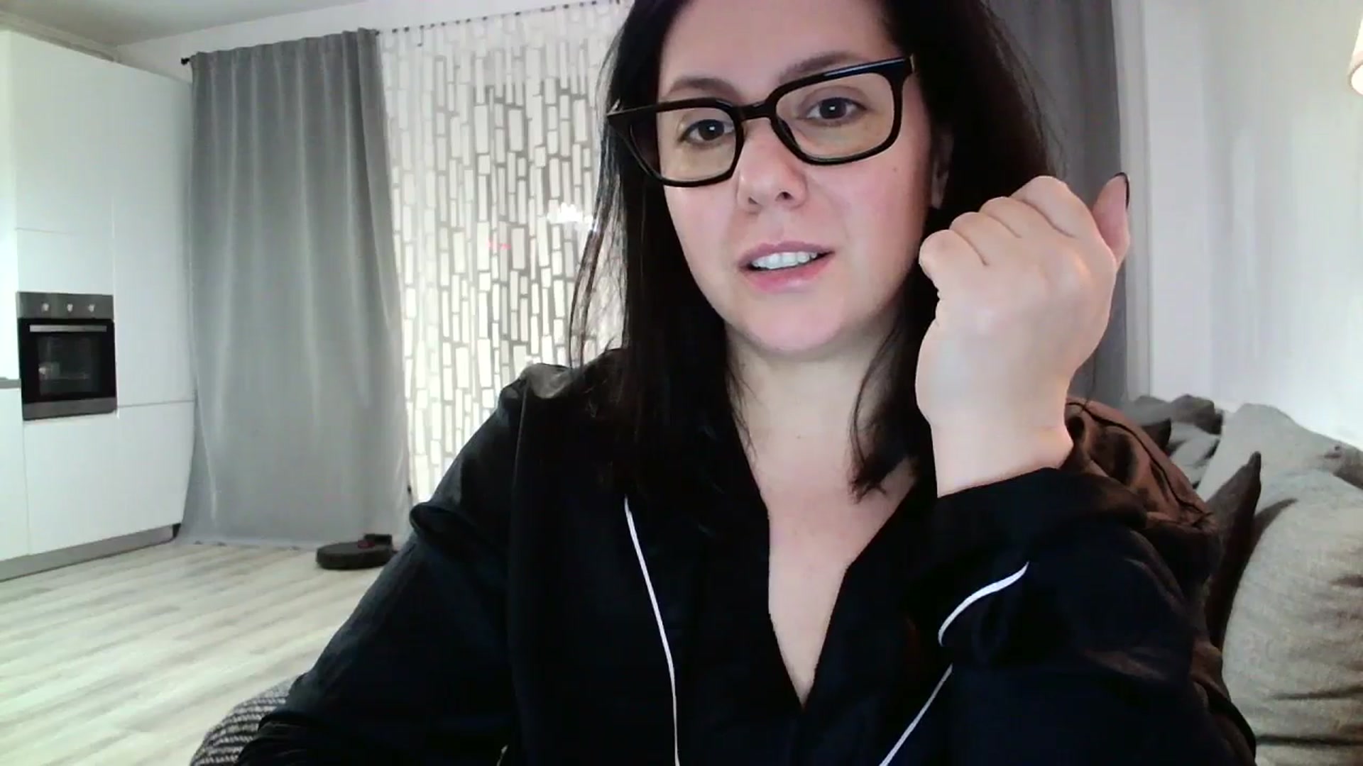 Gallery image thumbnail from SILKYWOMAN's myfreecams stream on, 01/21/2024, 20:05 image 9 of 20