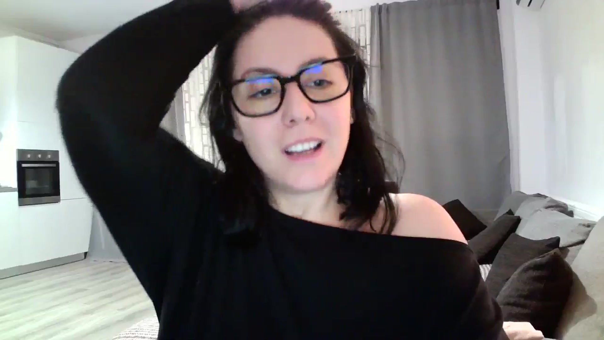 Gallery image thumbnail from SILKYWOMAN's myfreecams stream on, 02/03/2024, 18:20 image 9 of 20