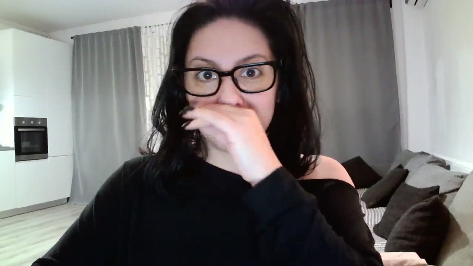 Gallery image thumbnail from SILKYWOMAN's myfreecams stream on, 02/03/2024, 18:20 image 11 of 20