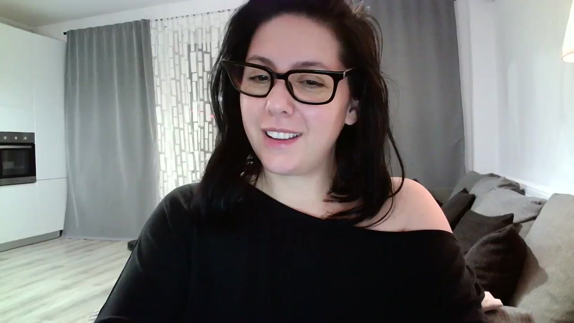 Gallery image thumbnail from SILKYWOMAN's myfreecams stream on, 02/03/2024, 18:20 image 18 of 20