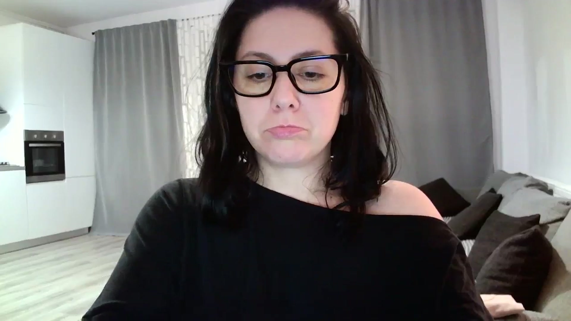 Gallery image thumbnail from SILKYWOMAN's myfreecams stream on, 02/03/2024, 18:20 image 12 of 20