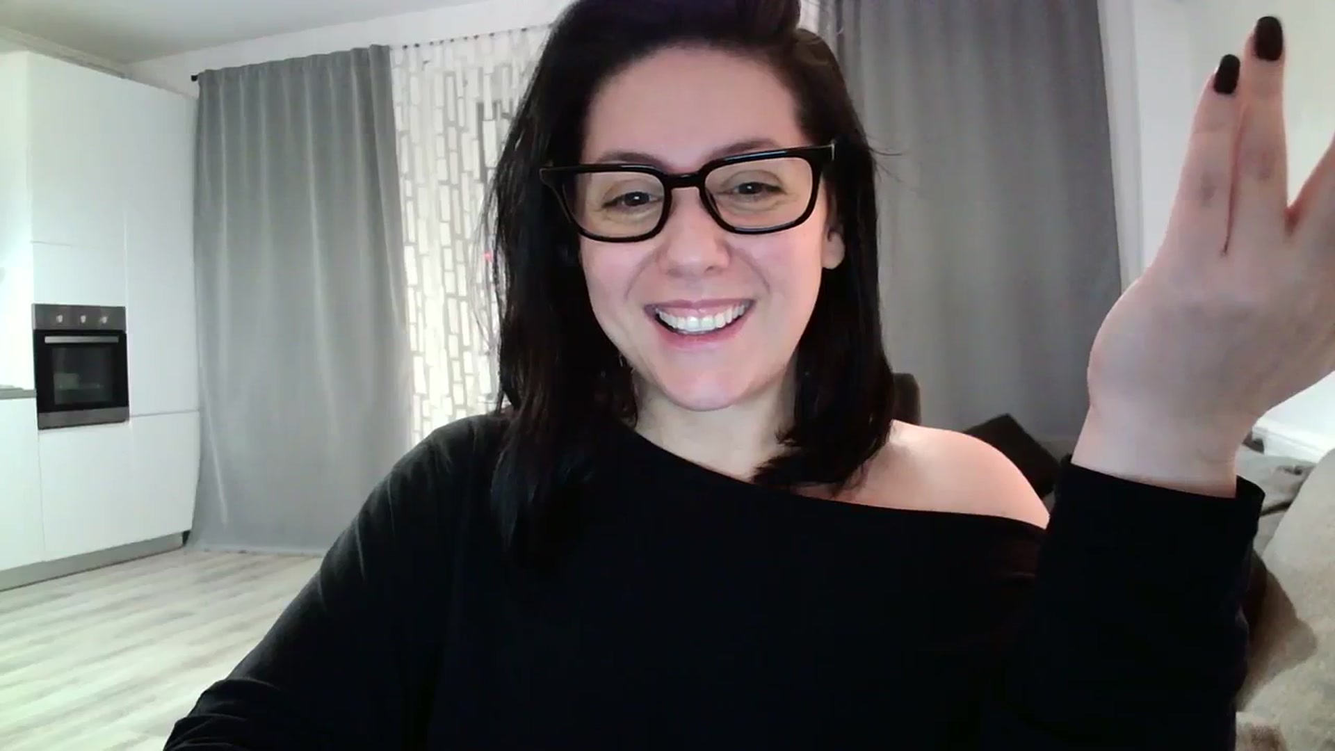 Gallery image thumbnail from SILKYWOMAN's myfreecams stream on, 02/03/2024, 18:20 image 14 of 20