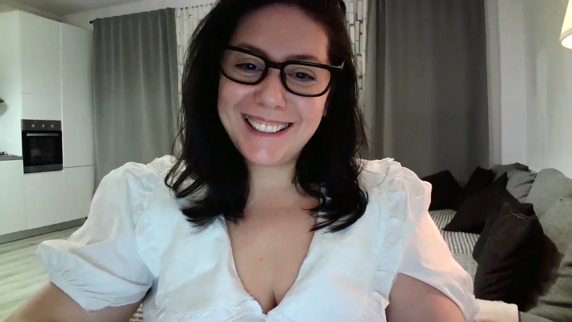 Gallery image thumbnail from SILKYWOMAN's myfreecams stream on, 02/10/2024, 18:06 image 7 of 20