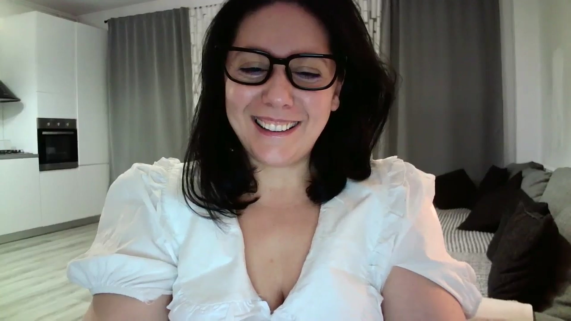 Gallery image thumbnail from SILKYWOMAN's myfreecams stream on, 02/10/2024, 18:06 image 20 of 20