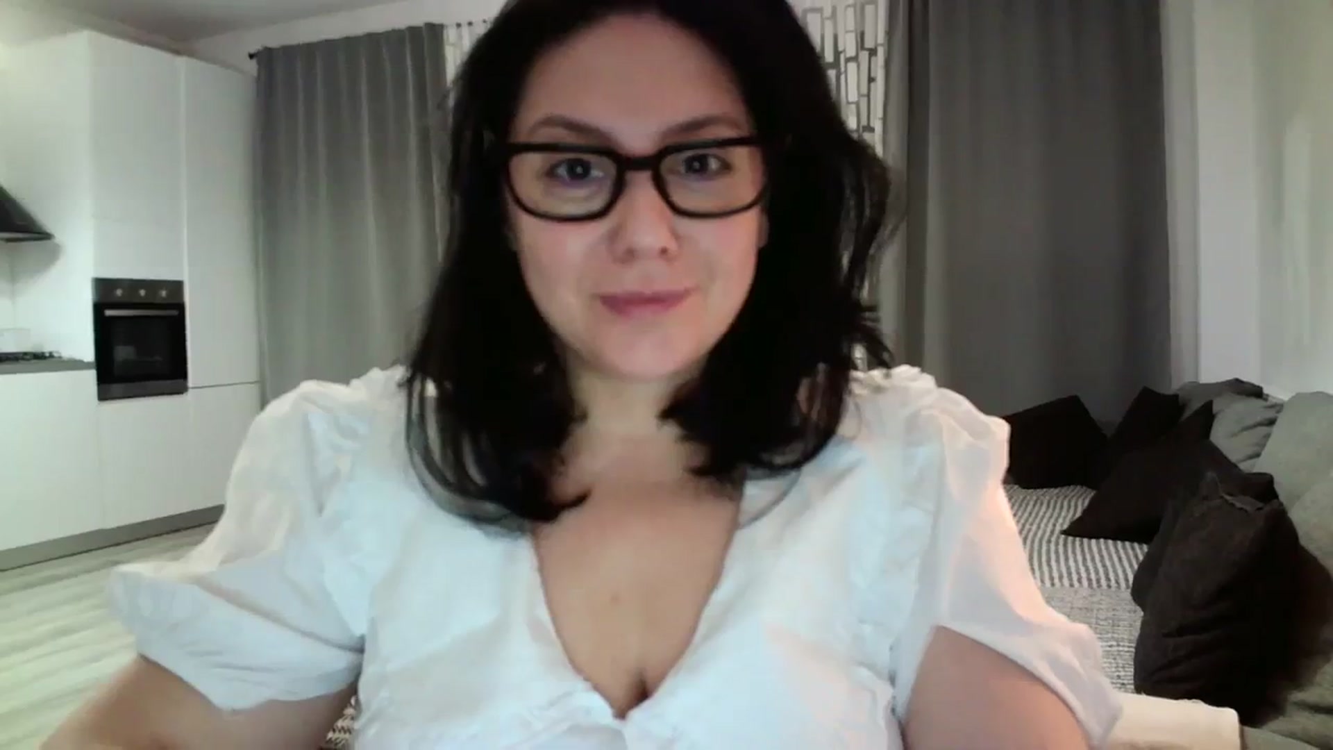 Gallery image thumbnail from SILKYWOMAN's myfreecams stream on, 02/10/2024, 18:06 image 10 of 20