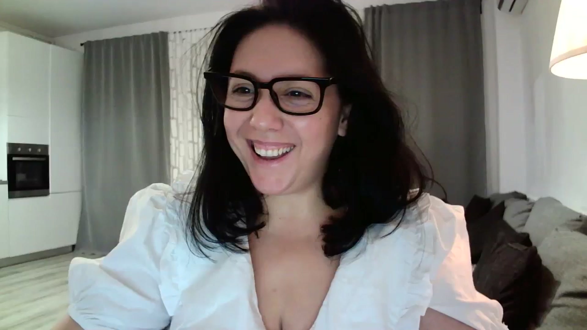 Gallery image thumbnail from SILKYWOMAN's myfreecams stream on, 02/10/2024, 18:54 image 13 of 20