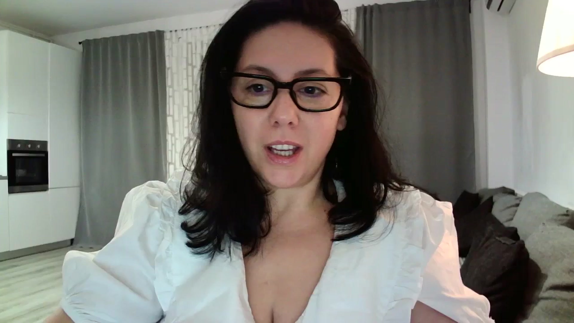 Gallery image thumbnail from SILKYWOMAN's myfreecams stream on, 02/10/2024, 18:54 image 18 of 20