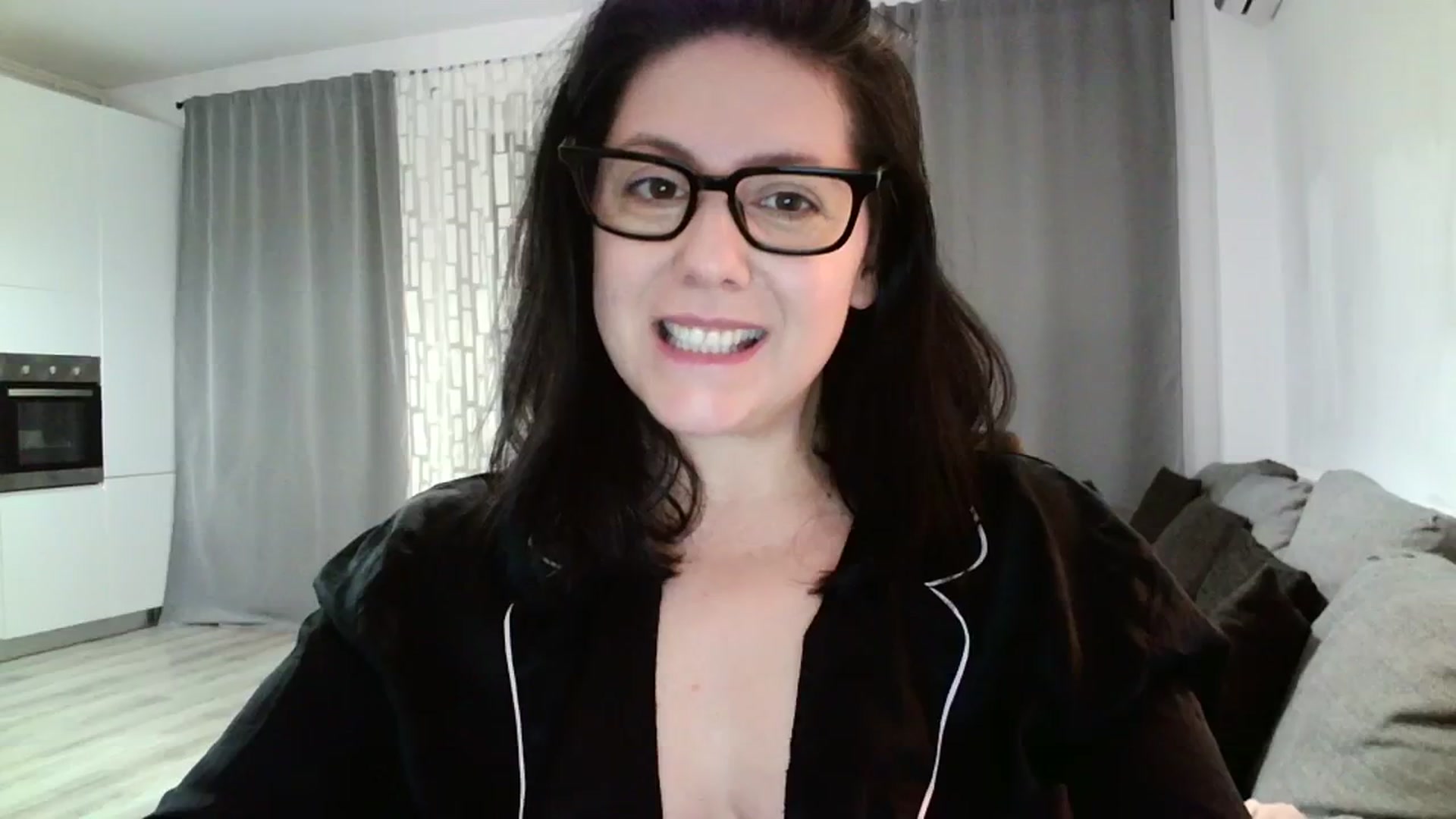Gallery image thumbnail from SILKYWOMAN's myfreecams stream on, 02/11/2024, 18:17 image 6 of 20