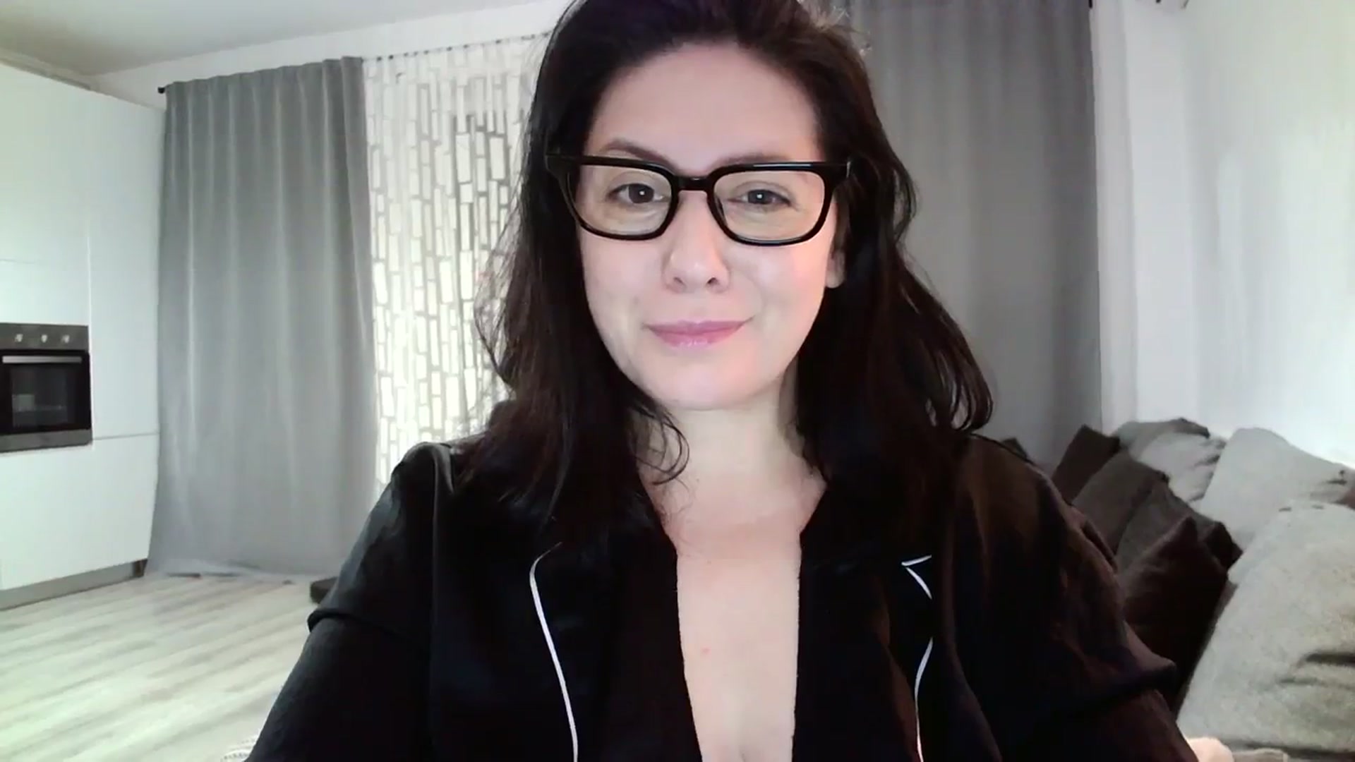 Gallery image thumbnail from SILKYWOMAN's myfreecams stream on, 02/11/2024, 18:17 image 18 of 20