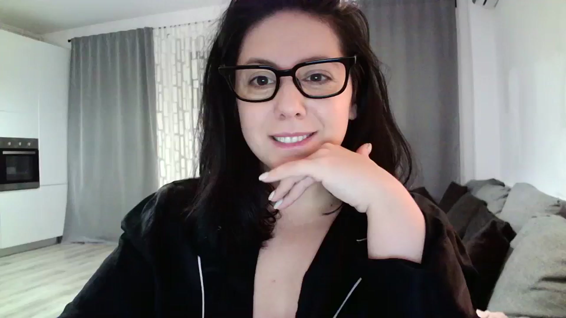 Gallery image thumbnail from SILKYWOMAN's myfreecams stream on, 02/11/2024, 18:17 image 2 of 20