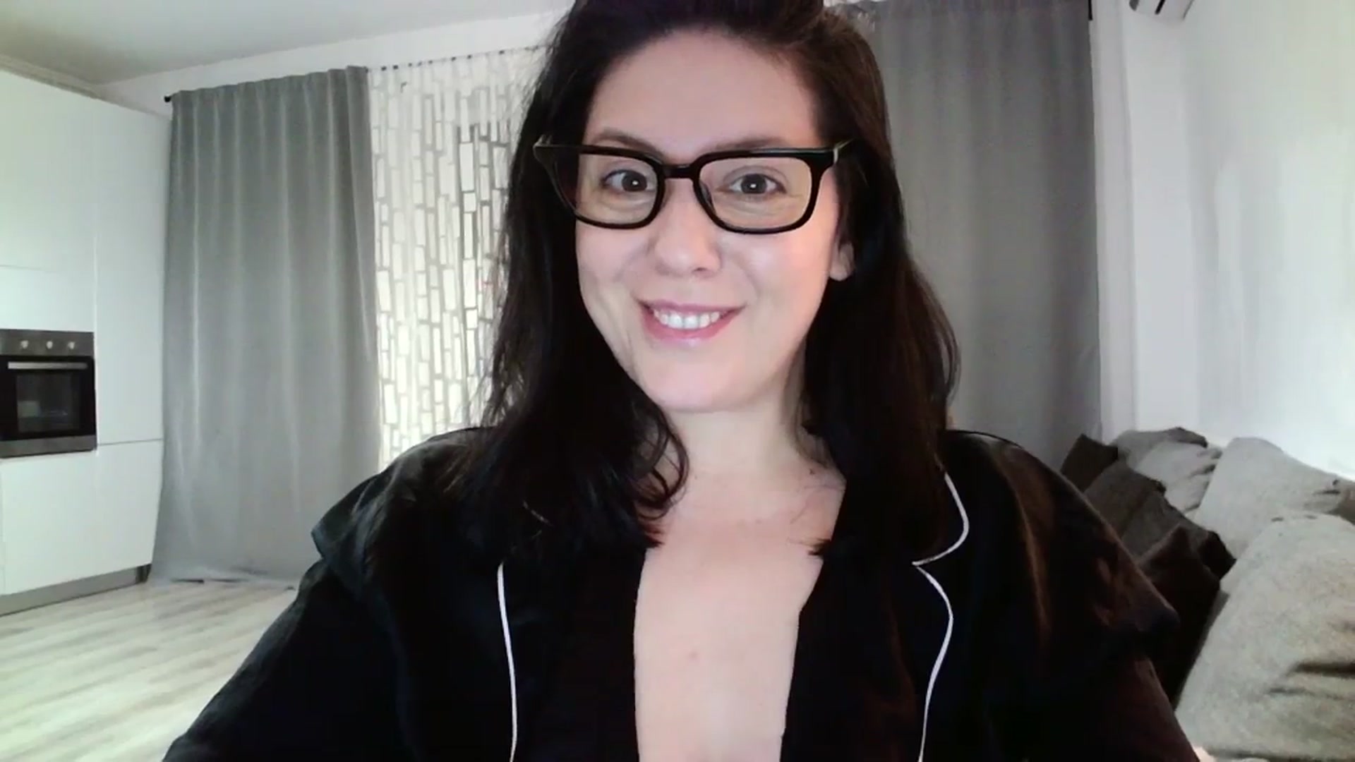 Gallery image thumbnail from SILKYWOMAN's myfreecams stream on, 02/11/2024, 18:17 image 5 of 20