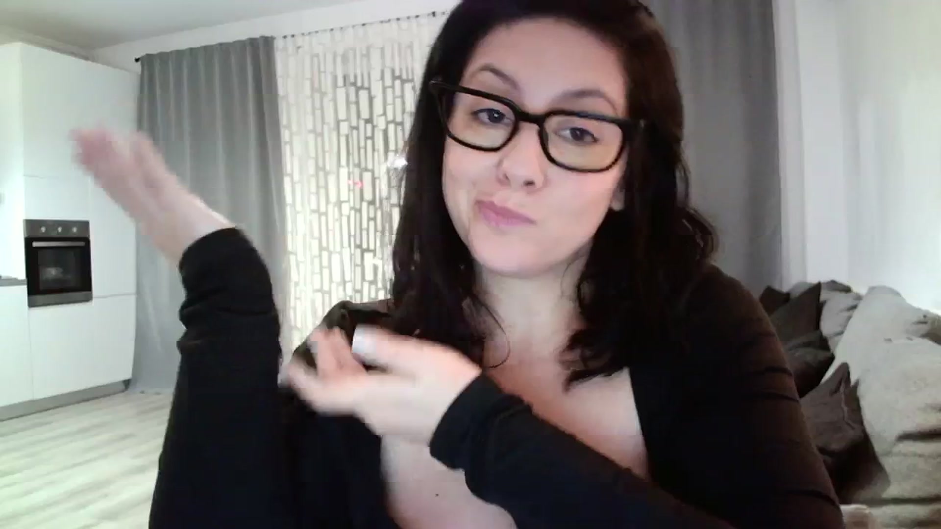 Gallery image thumbnail from SILKYWOMAN's myfreecams stream on, 02/12/2024, 21:14 image 2 of 20