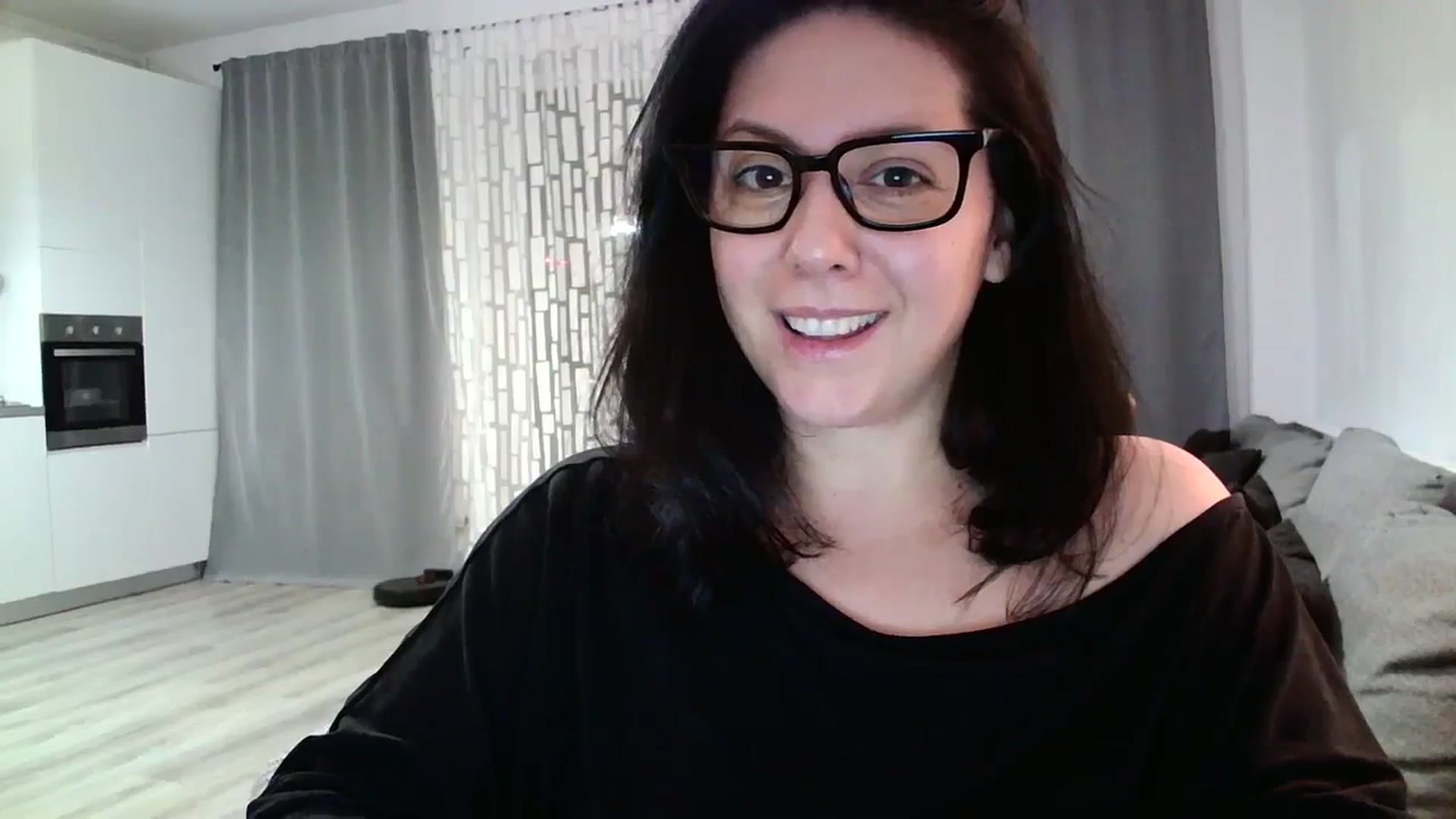 Gallery image thumbnail from SILKYWOMAN's myfreecams stream on, 02/13/2024, 17:12 image 17 of 20