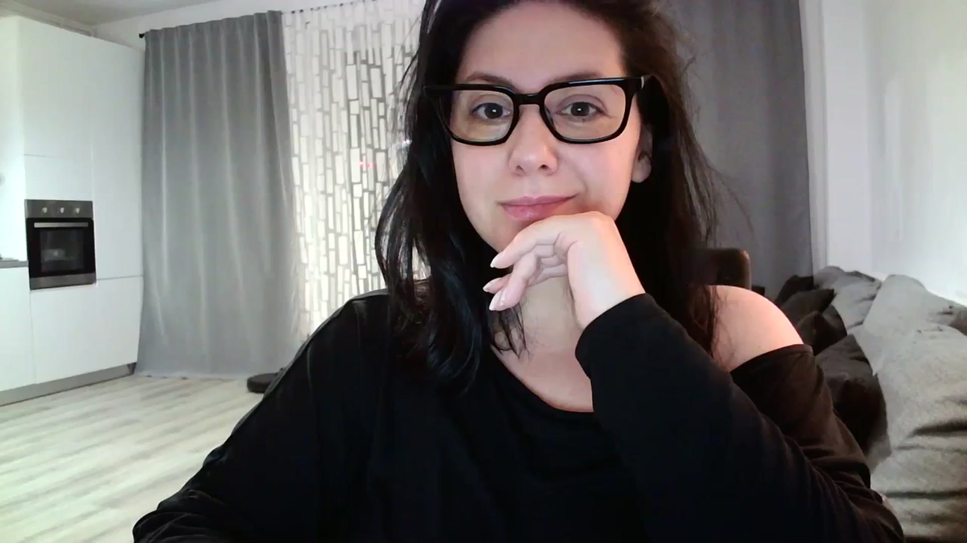 Gallery image thumbnail from SILKYWOMAN's myfreecams stream on, 02/13/2024, 17:12 image 1 of 20