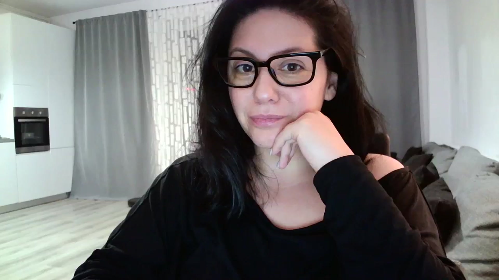 Gallery image thumbnail from SILKYWOMAN's myfreecams stream on, 02/13/2024, 17:12 image 15 of 20