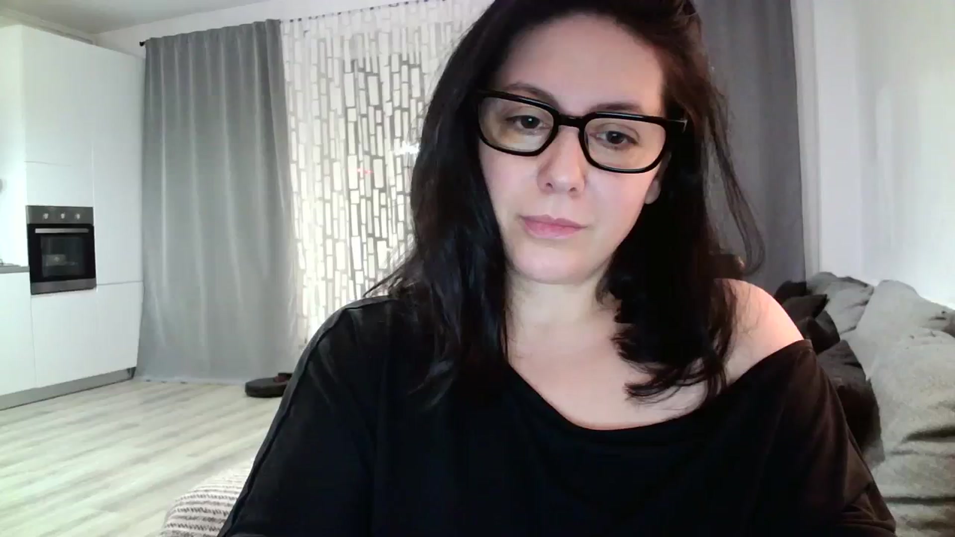 Gallery image thumbnail from SILKYWOMAN's myfreecams stream on, 02/13/2024, 17:12 image 6 of 20