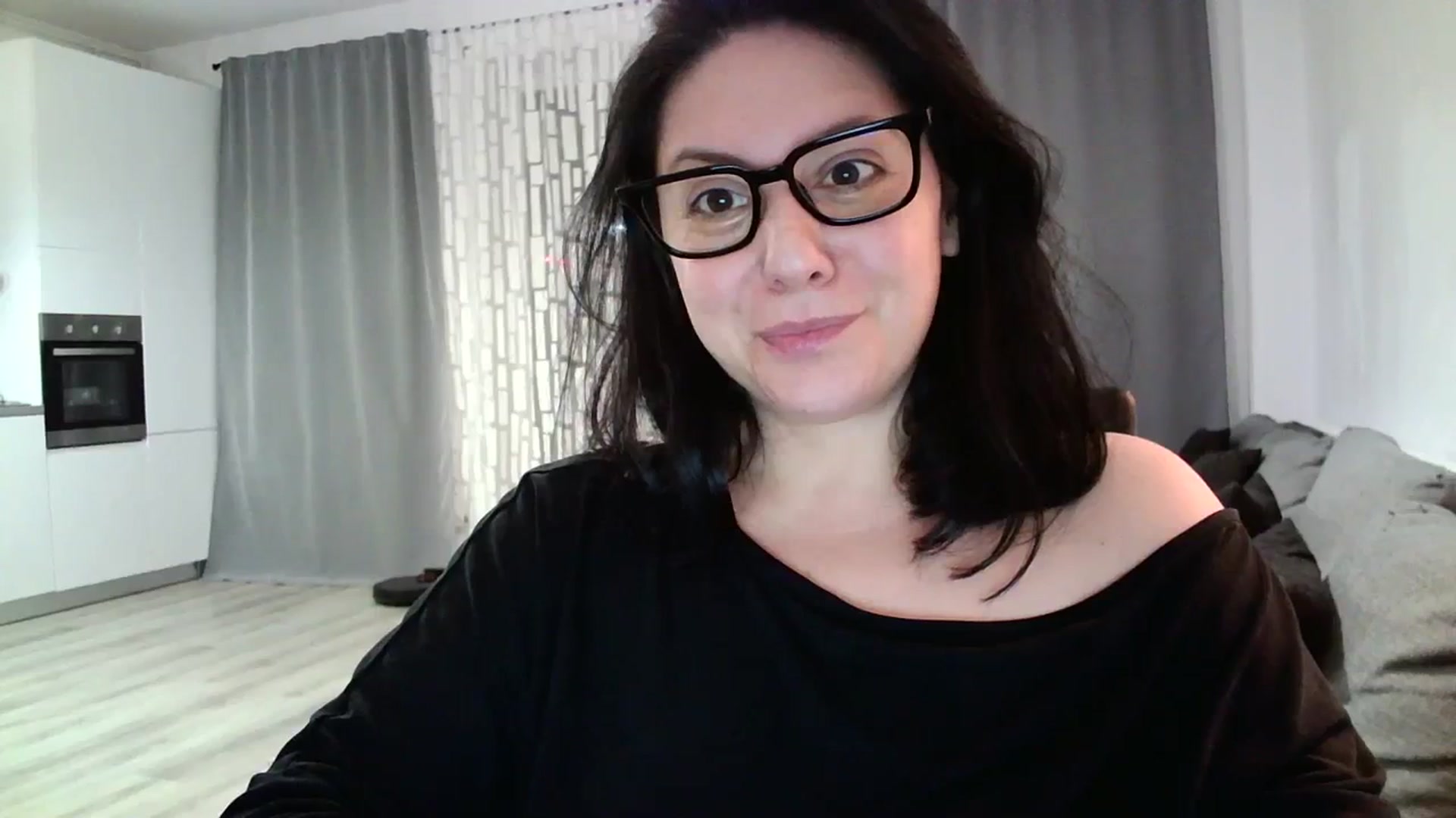 Gallery image thumbnail from SILKYWOMAN's myfreecams stream on, 02/13/2024, 17:12 image 8 of 20
