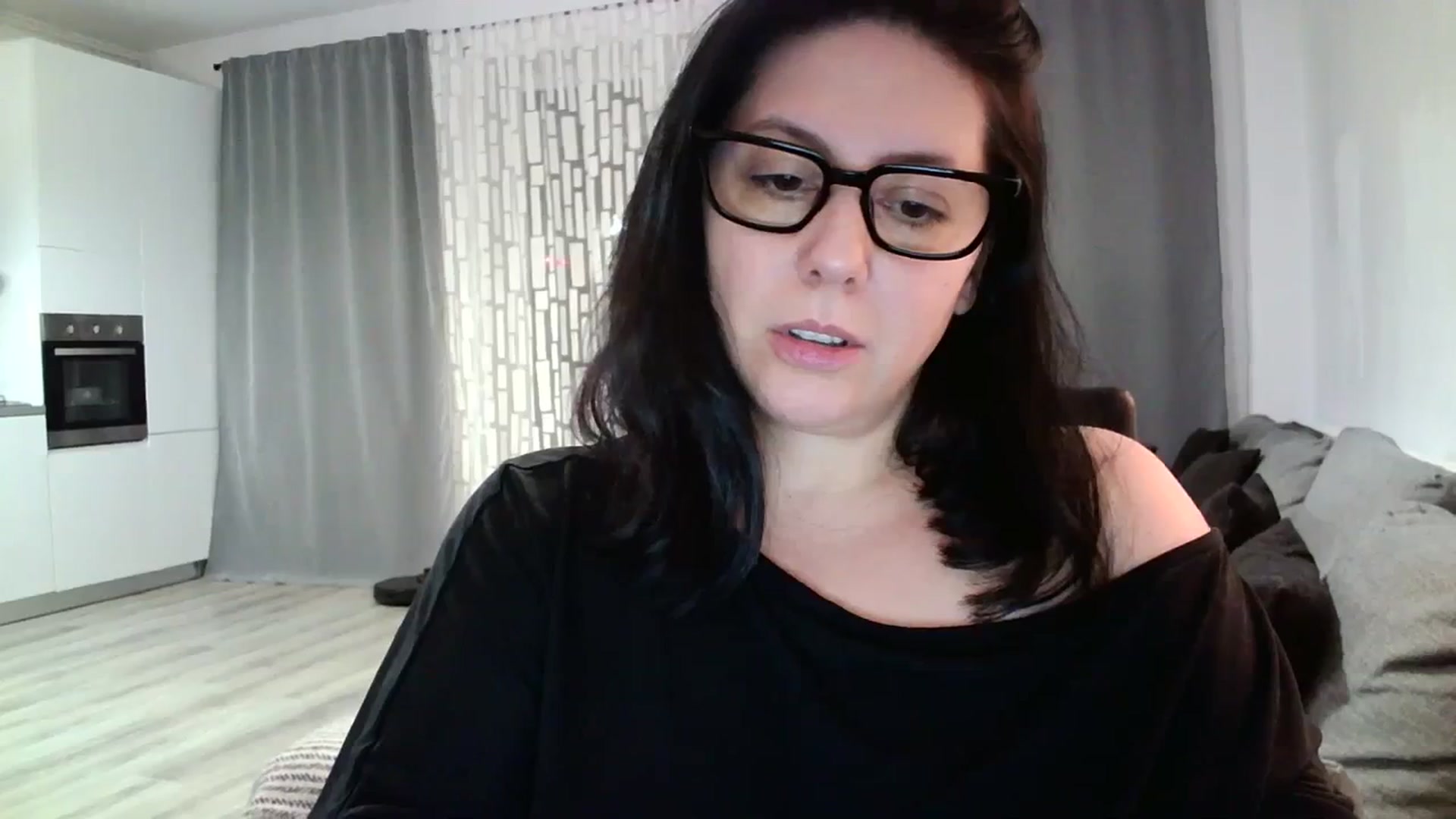 Gallery image thumbnail from SILKYWOMAN's myfreecams stream on, 02/13/2024, 17:12 image 14 of 20