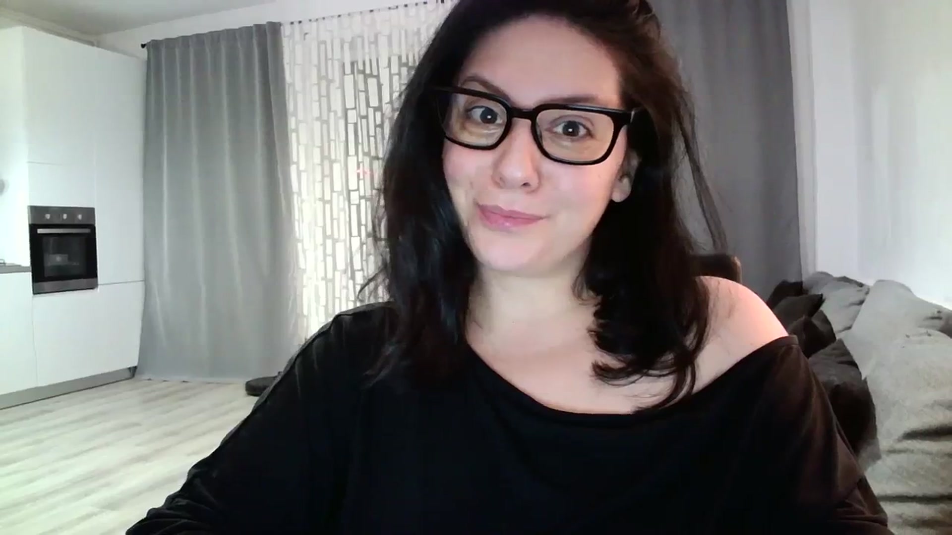 Gallery image thumbnail from SILKYWOMAN's myfreecams stream on, 02/13/2024, 17:12 image 4 of 20