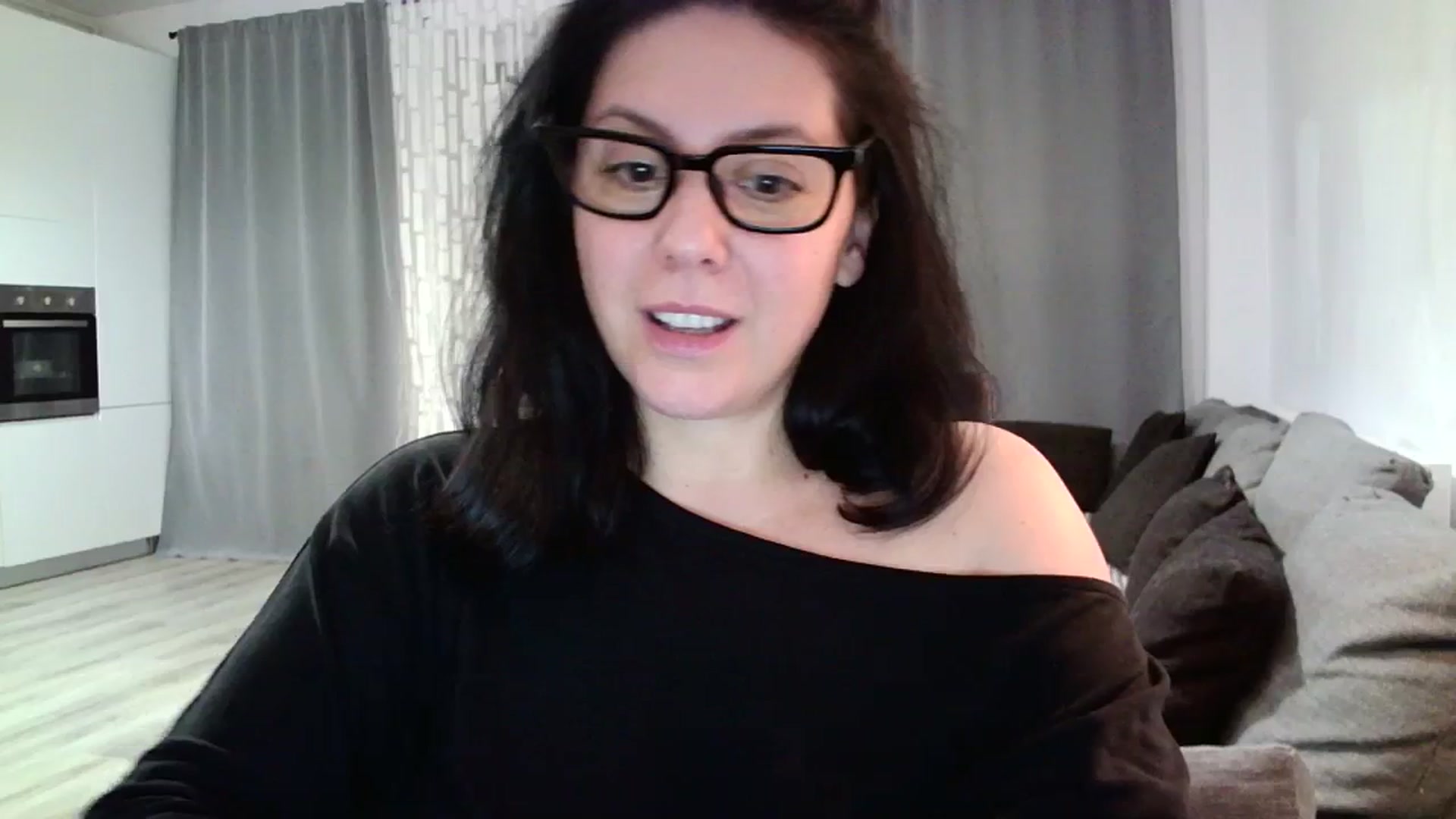 Gallery image thumbnail from SILKYWOMAN's myfreecams stream on, 02/13/2024, 20:17 image 10 of 20