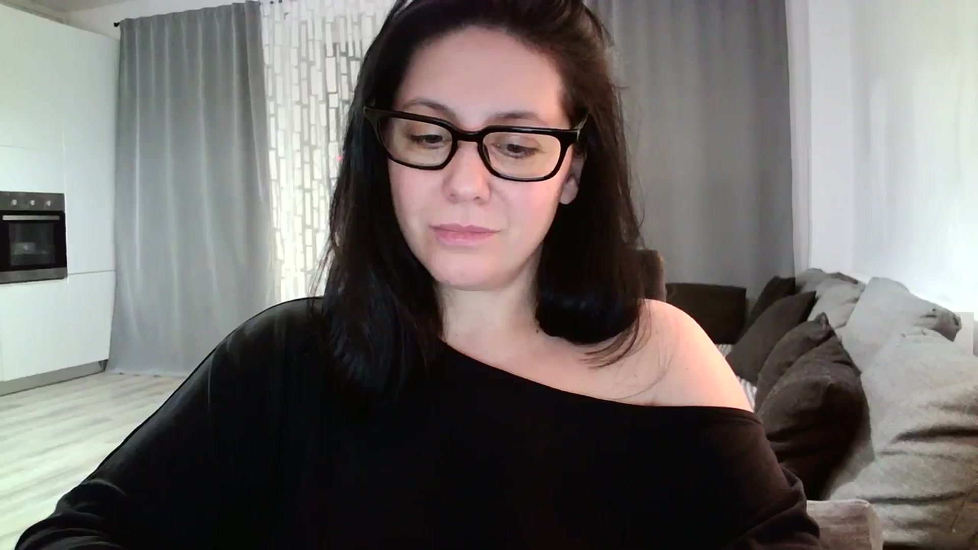 Gallery image thumbnail from SILKYWOMAN's myfreecams stream on, 02/13/2024, 20:17 image 20 of 20