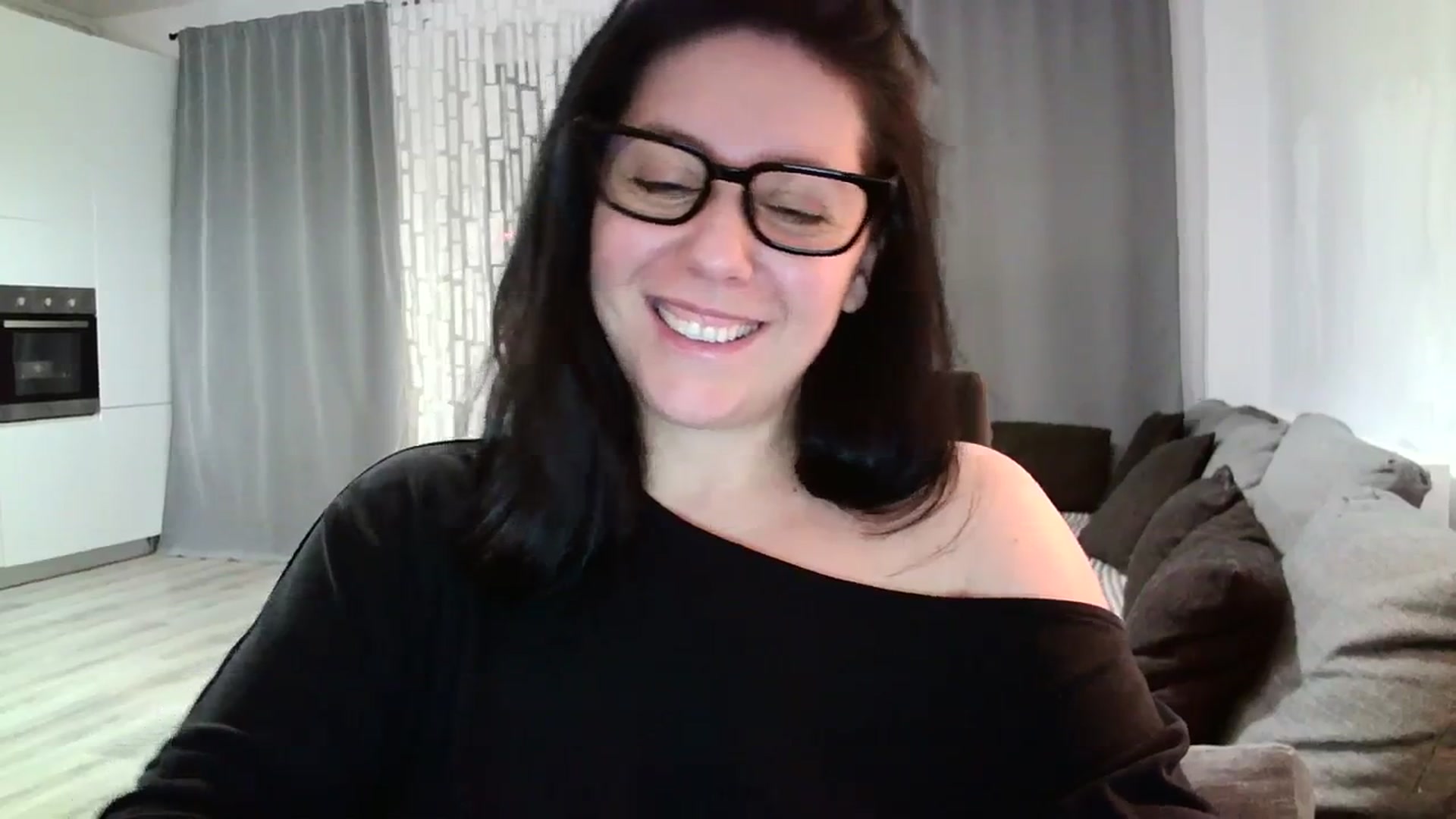 Gallery image thumbnail from SILKYWOMAN's myfreecams stream on, 02/13/2024, 20:17 image 19 of 20