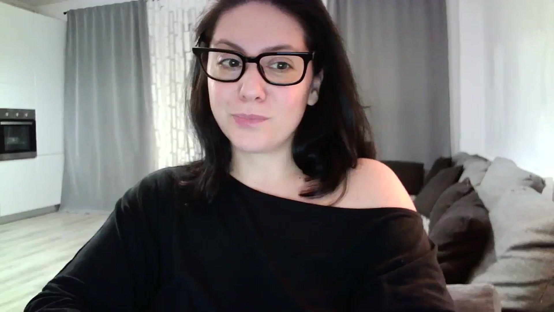 Gallery image thumbnail from SILKYWOMAN's myfreecams stream on, 02/13/2024, 20:17 image 8 of 20