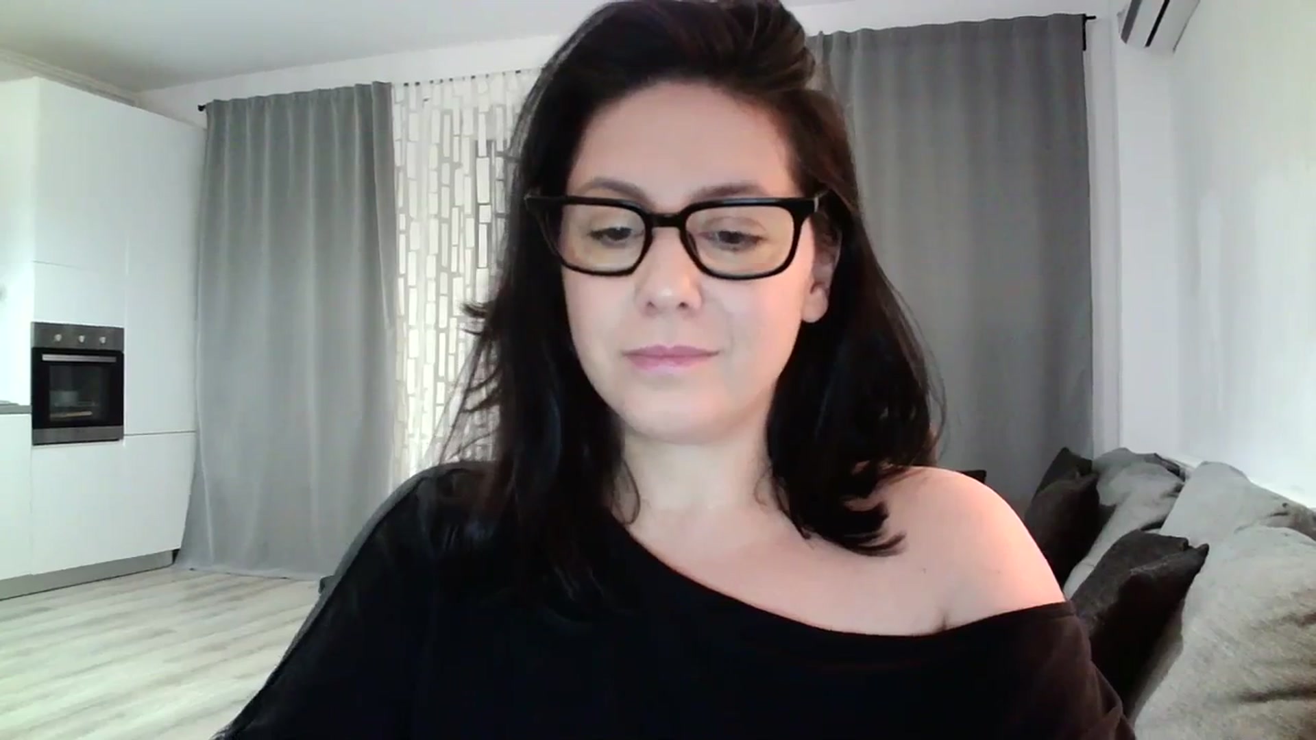 Gallery image thumbnail from SILKYWOMAN's myfreecams stream on, 02/17/2024, 18:16 image 19 of 20