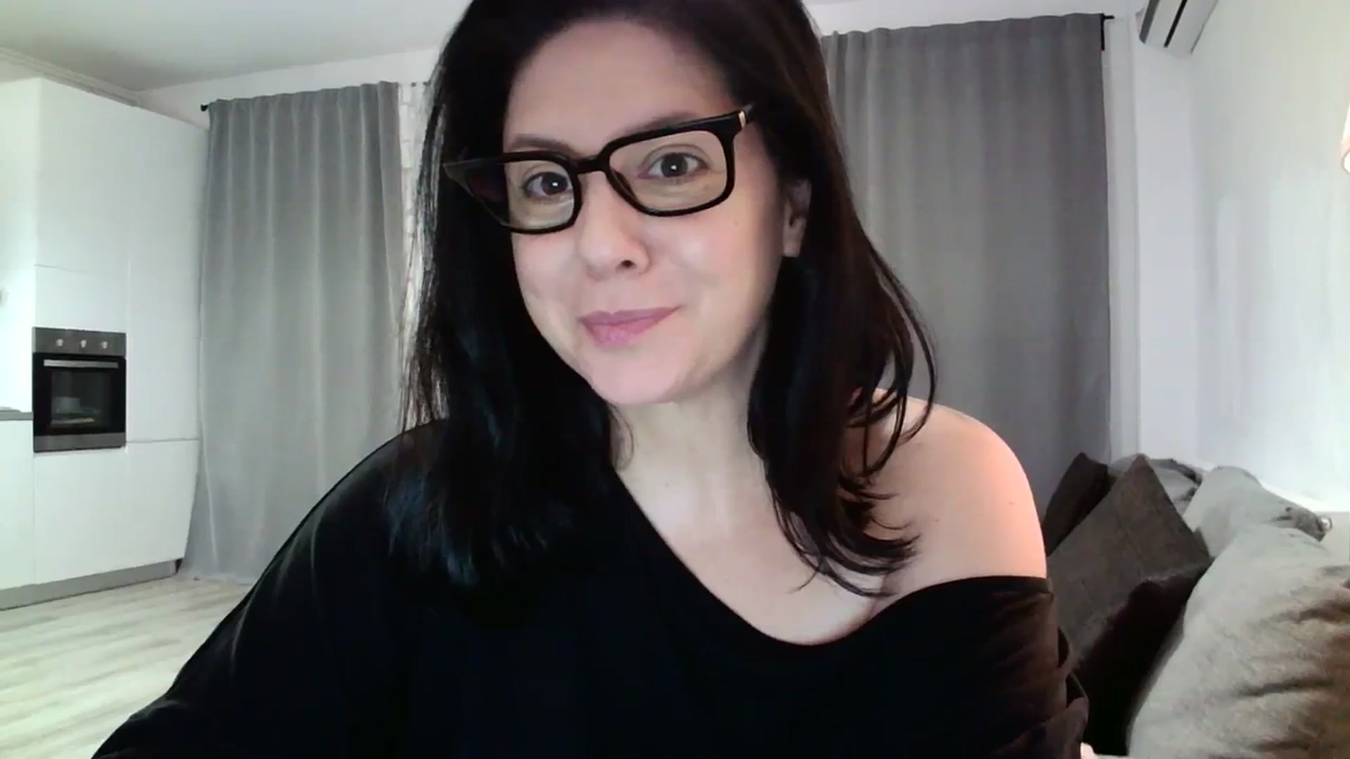 Gallery image thumbnail from SILKYWOMAN's myfreecams stream on, 02/17/2024, 20:45 image 11 of 20