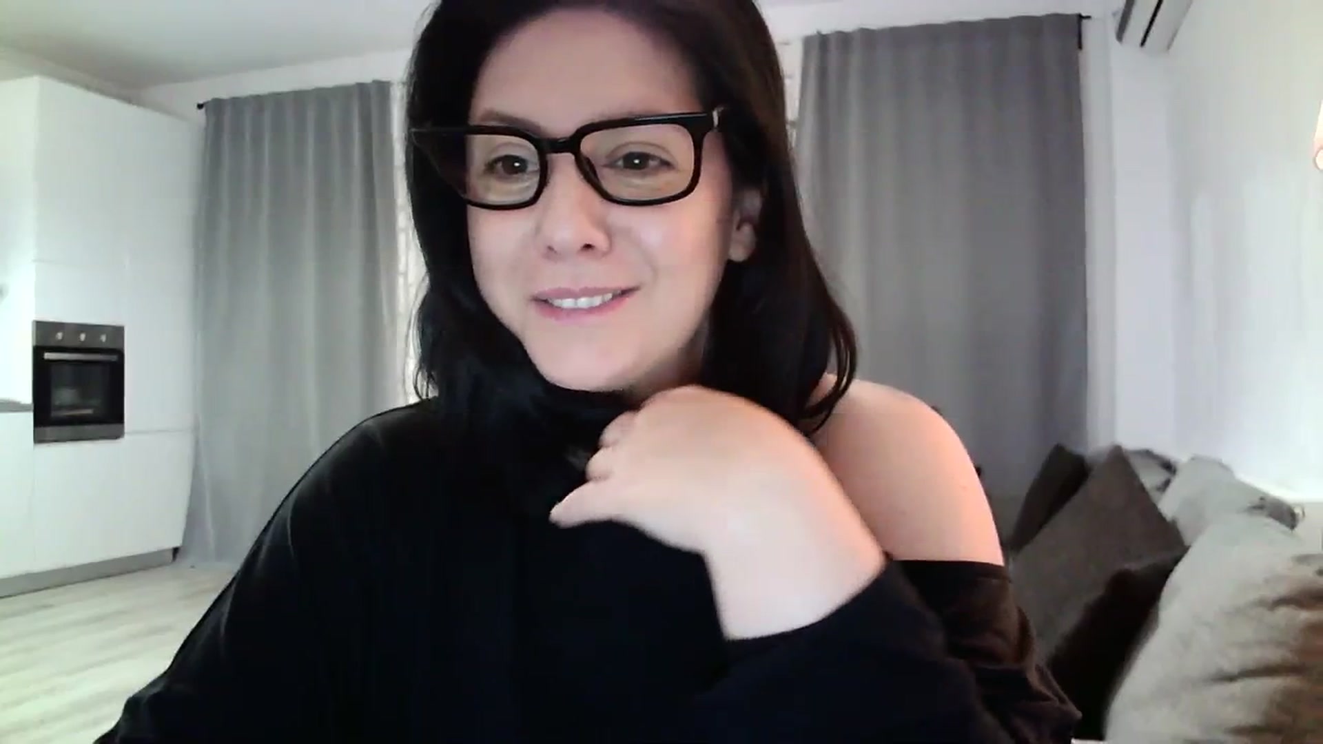 Gallery image thumbnail from SILKYWOMAN's myfreecams stream on, 02/17/2024, 20:45 image 12 of 20