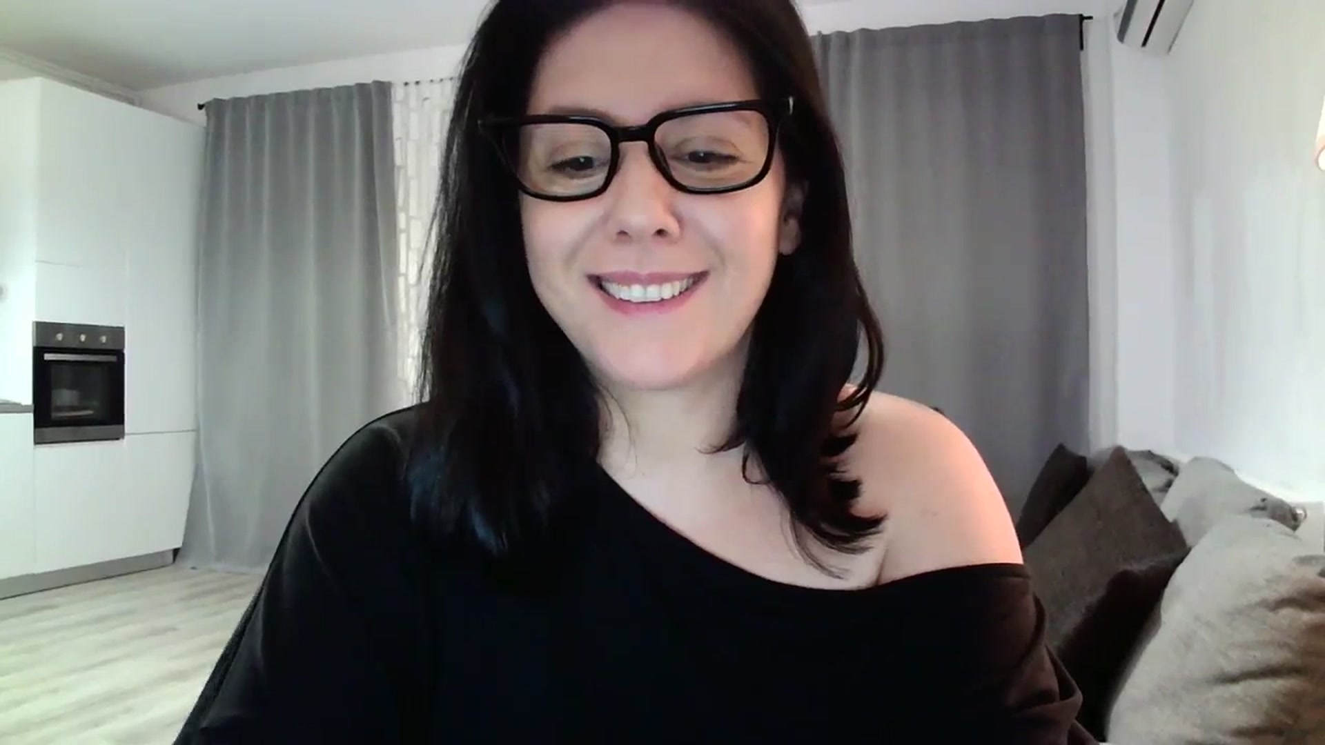 Gallery image thumbnail from SILKYWOMAN's myfreecams stream on, 02/17/2024, 20:45 image 13 of 20