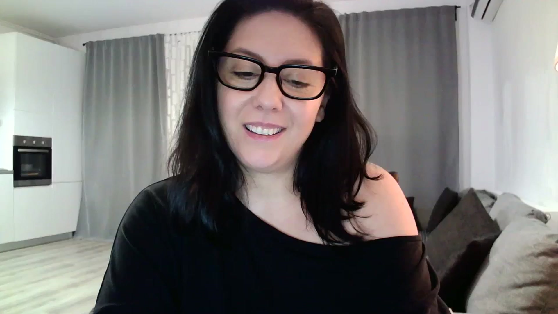Gallery image thumbnail from SILKYWOMAN's myfreecams stream on, 02/17/2024, 20:45 image 19 of 20