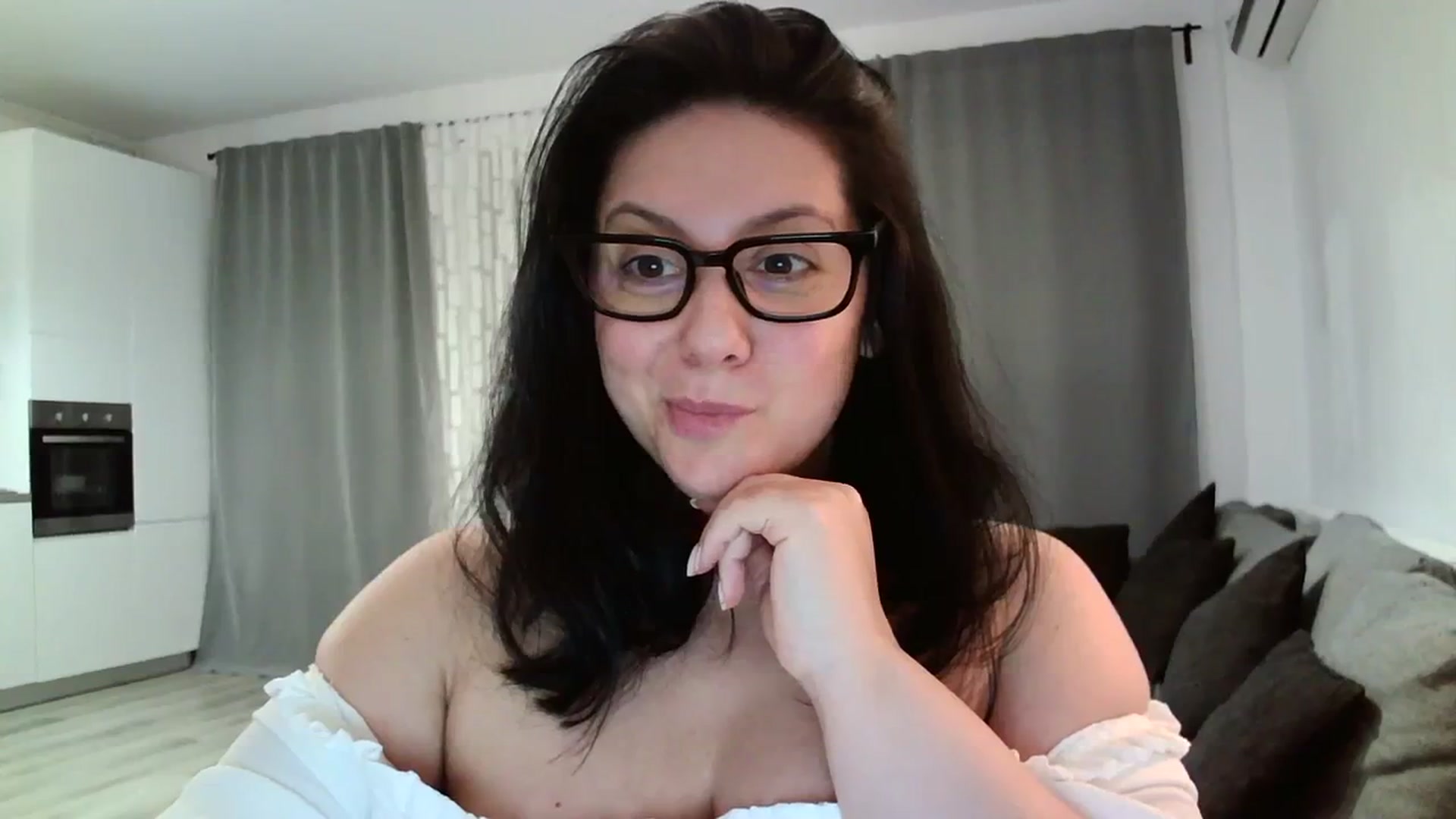 Gallery image thumbnail from SILKYWOMAN's myfreecams stream on, 02/20/2024, 18:23 image 13 of 20