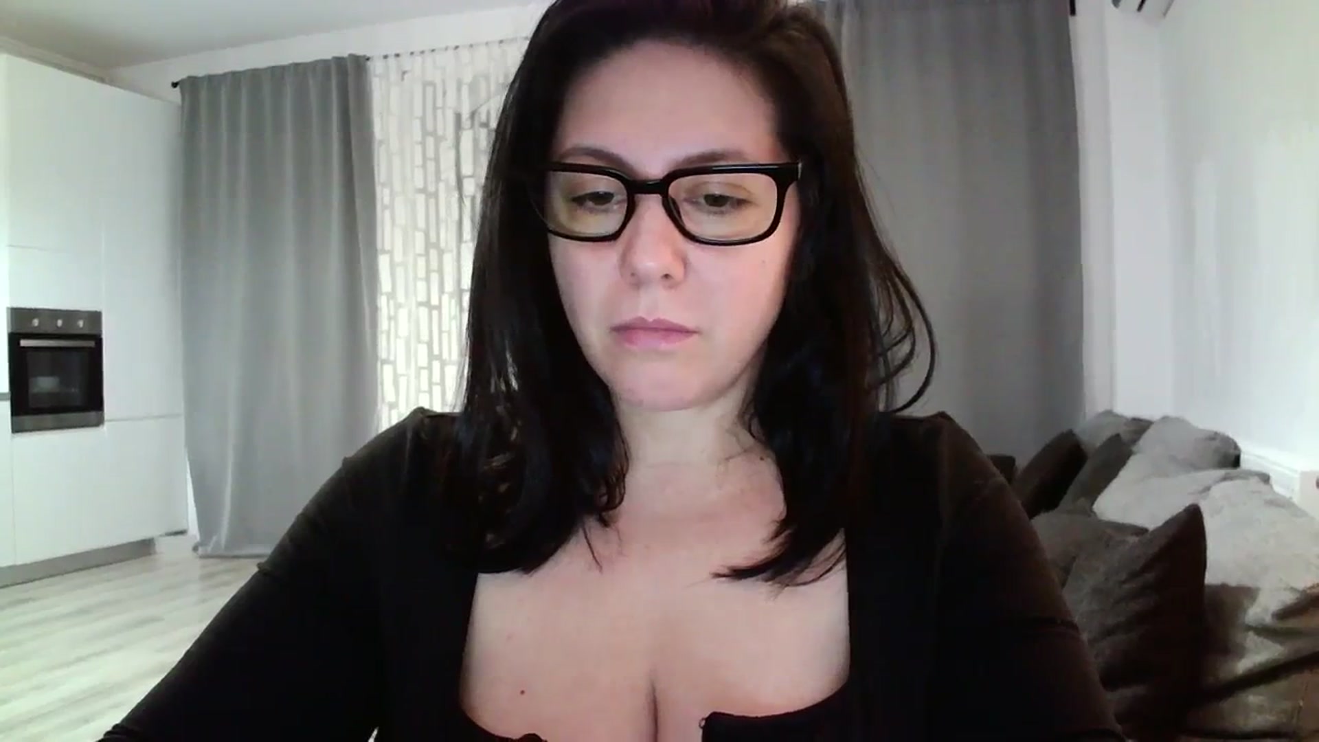 Gallery image thumbnail from SILKYWOMAN's myfreecams stream on, 02/25/2024, 19:31 image 14 of 20