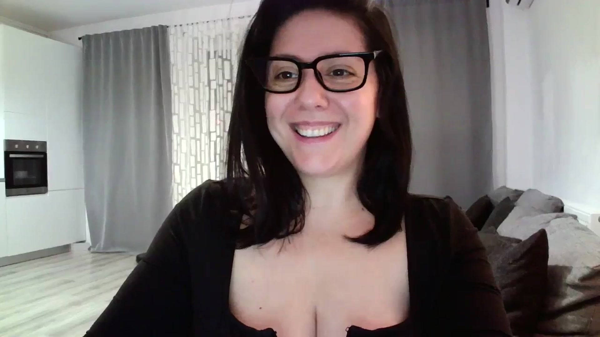 Gallery image thumbnail from SILKYWOMAN's myfreecams stream on, 02/25/2024, 19:31 image 11 of 20