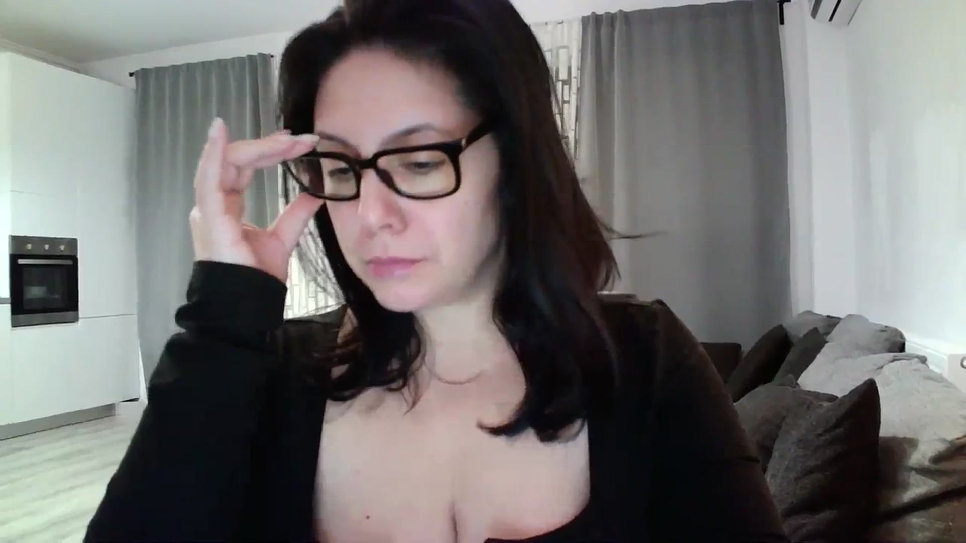 Gallery image thumbnail from SILKYWOMAN's myfreecams stream on, 02/25/2024, 19:31 image 8 of 20