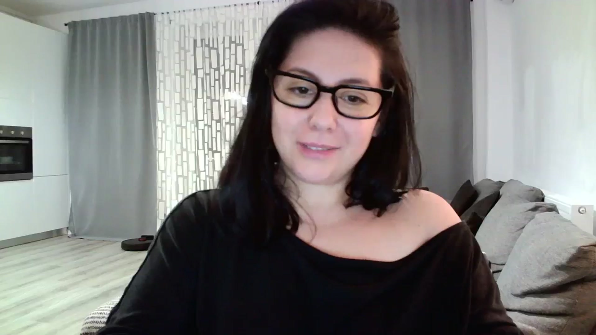 Gallery image thumbnail from SILKYWOMAN's myfreecams stream on, 02/29/2024, 20:12 image 14 of 20