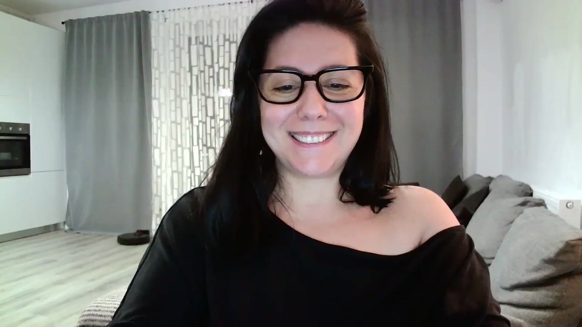 Gallery image thumbnail from SILKYWOMAN's myfreecams stream on, 02/29/2024, 20:12 image 15 of 20