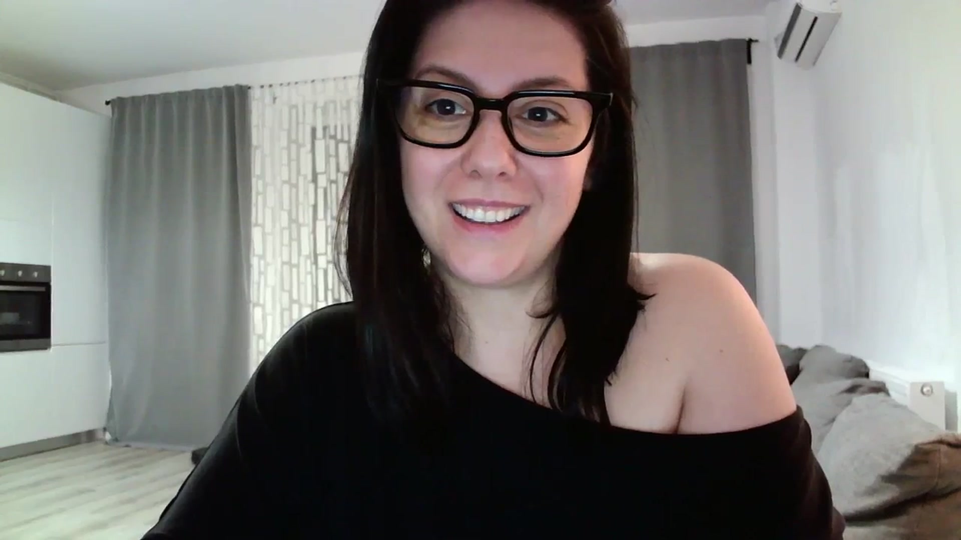 Gallery image thumbnail from SILKYWOMAN's myfreecams stream on, 02/29/2024, 20:12 image 9 of 20