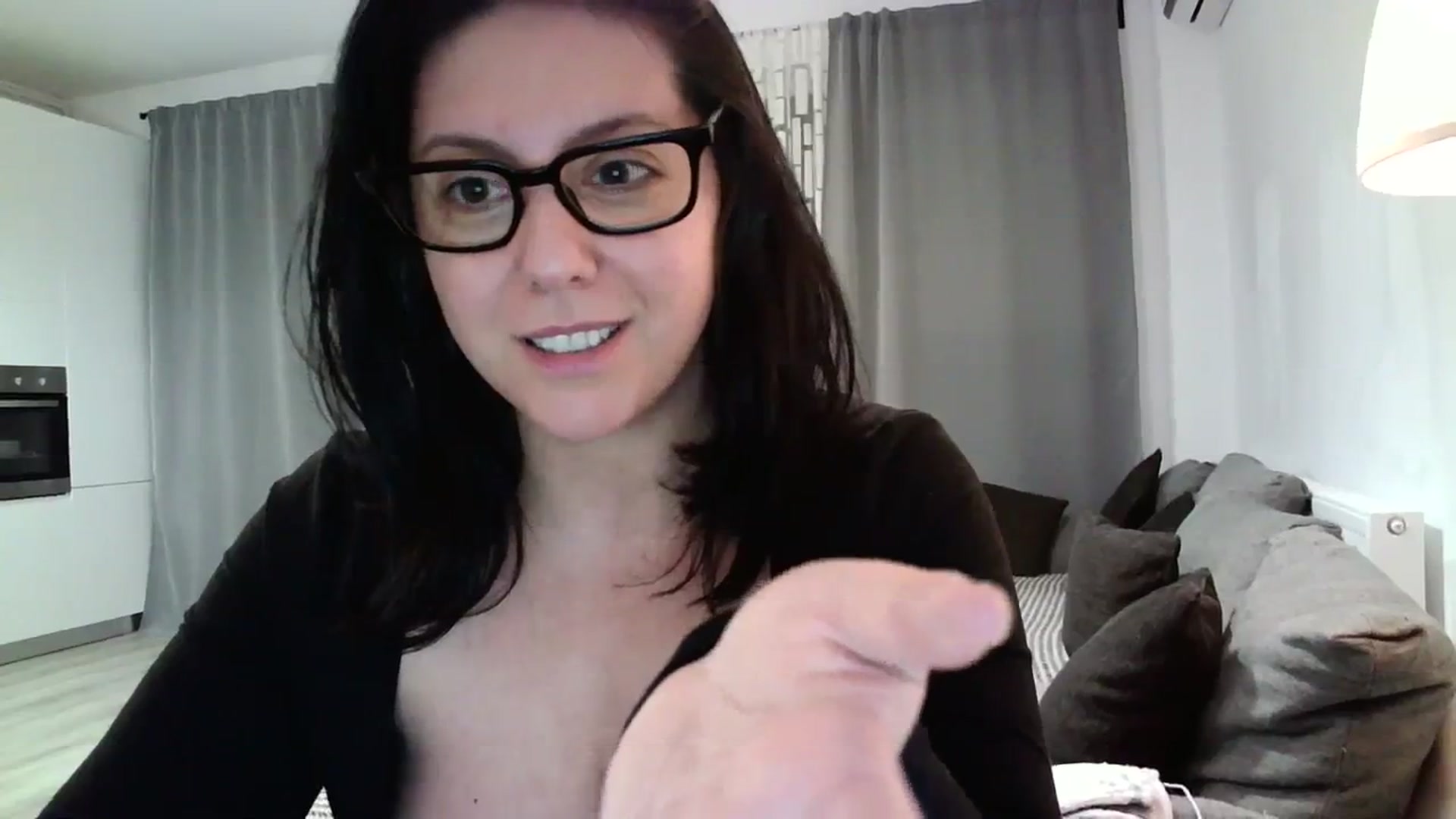 Gallery image thumbnail from SILKYWOMAN's myfreecams stream on, 03/05/2024, 20:44 image 13 of 20