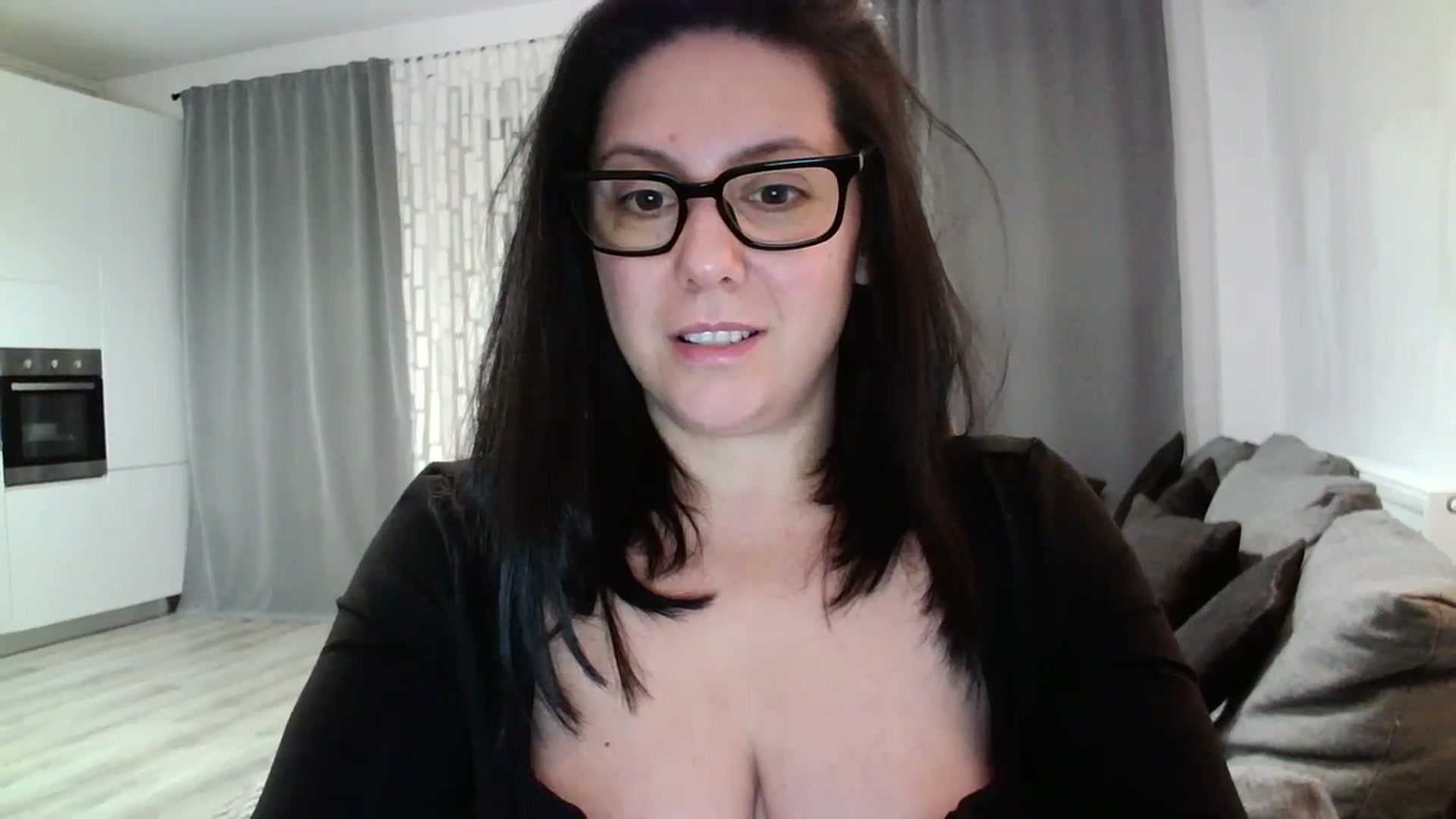 Gallery image thumbnail from SILKYWOMAN's myfreecams stream on, 03/07/2024, 18:54 image 5 of 20