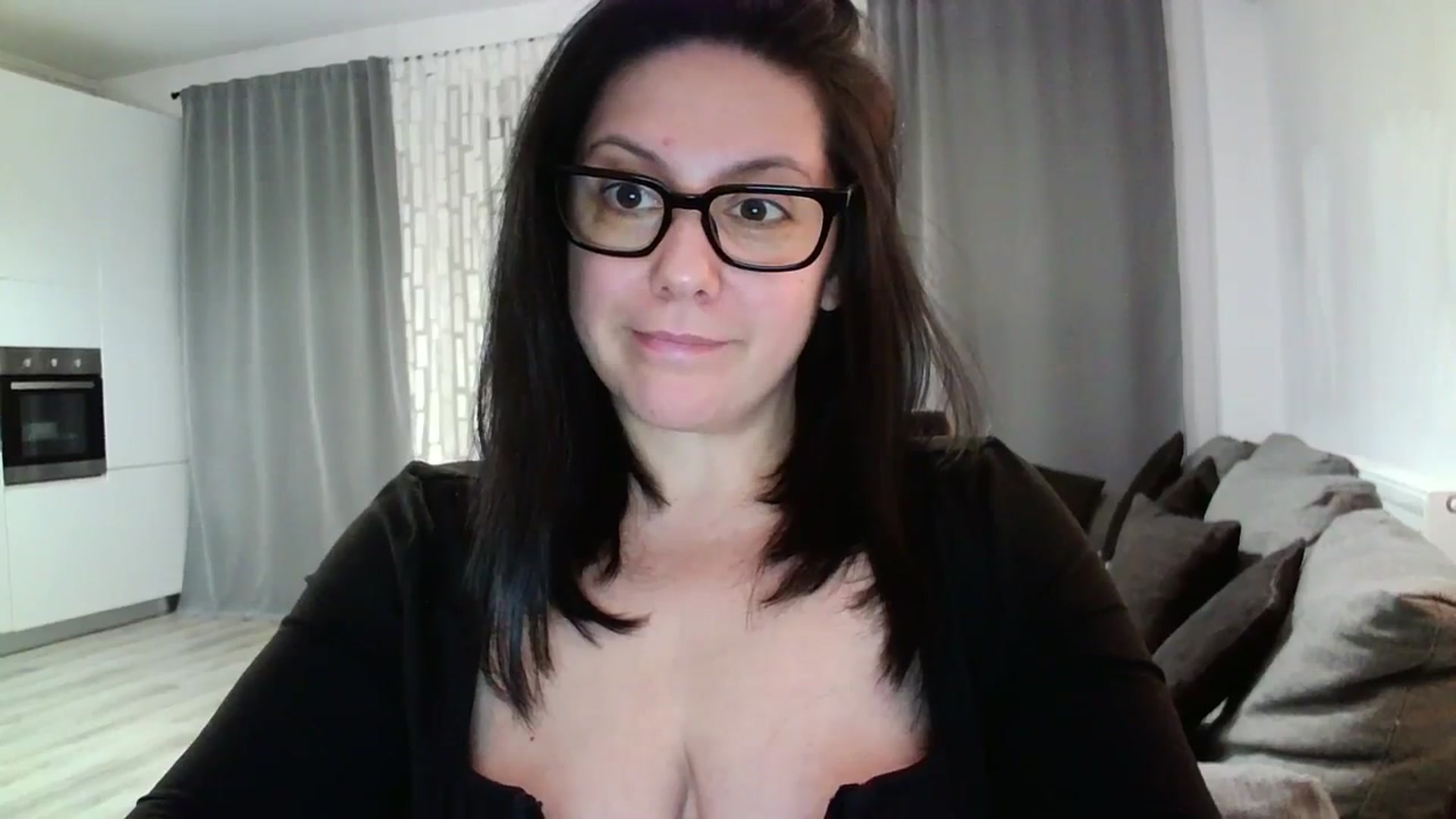 Gallery image thumbnail from SILKYWOMAN's myfreecams stream on, 03/07/2024, 18:54 image 7 of 20