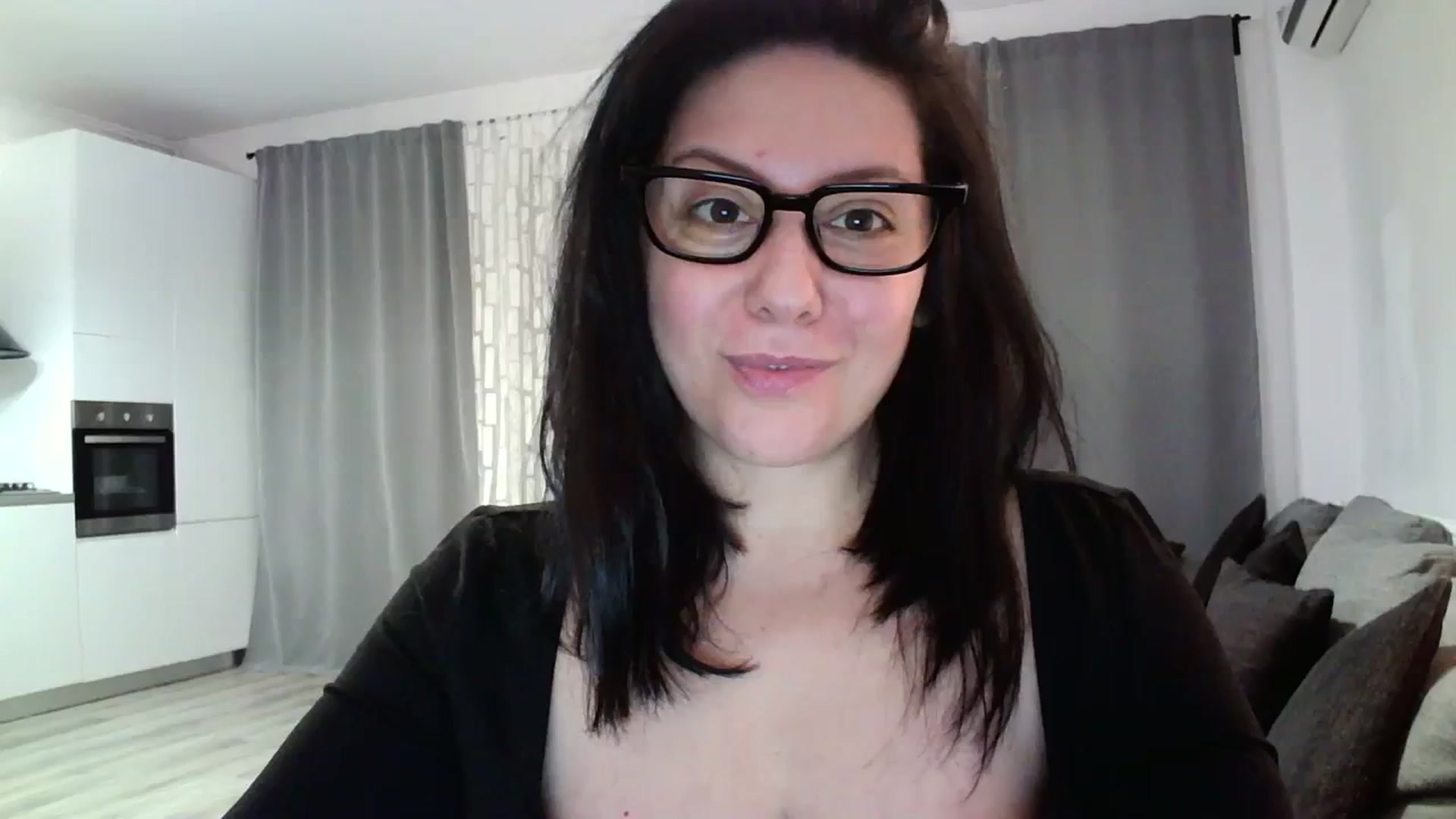 Gallery image thumbnail from SILKYWOMAN's myfreecams stream on, 03/07/2024, 19:28 image 1 of 20