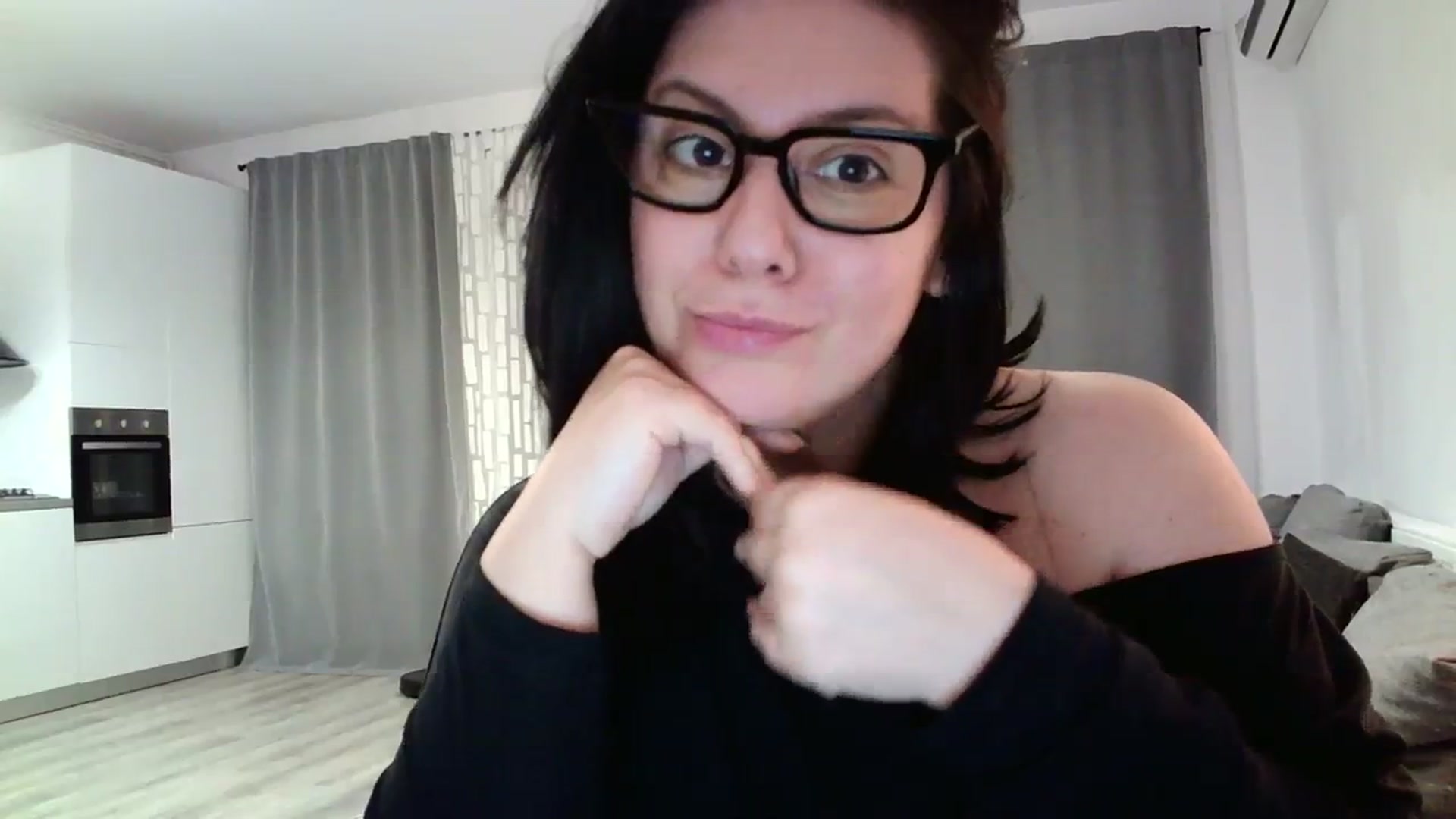 Gallery image thumbnail from SILKYWOMAN's myfreecams stream on, 03/11/2024, 22:19 image 10 of 20